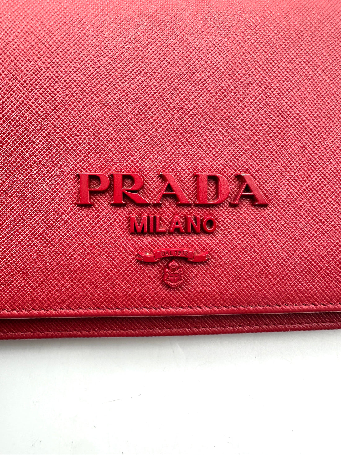 Prada Monochrome Red Saffiano Lux Wallet On Chain PR291