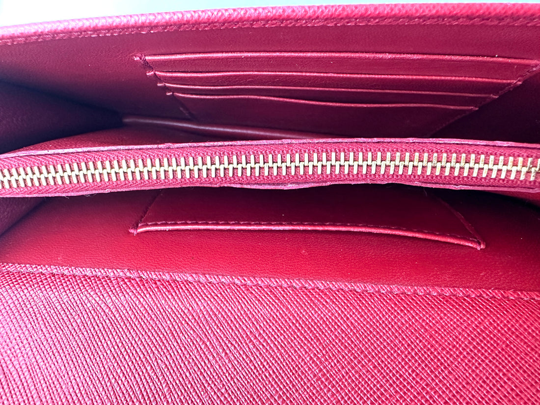 Prada Monochrome Red Saffiano Lux Wallet On Chain PR291