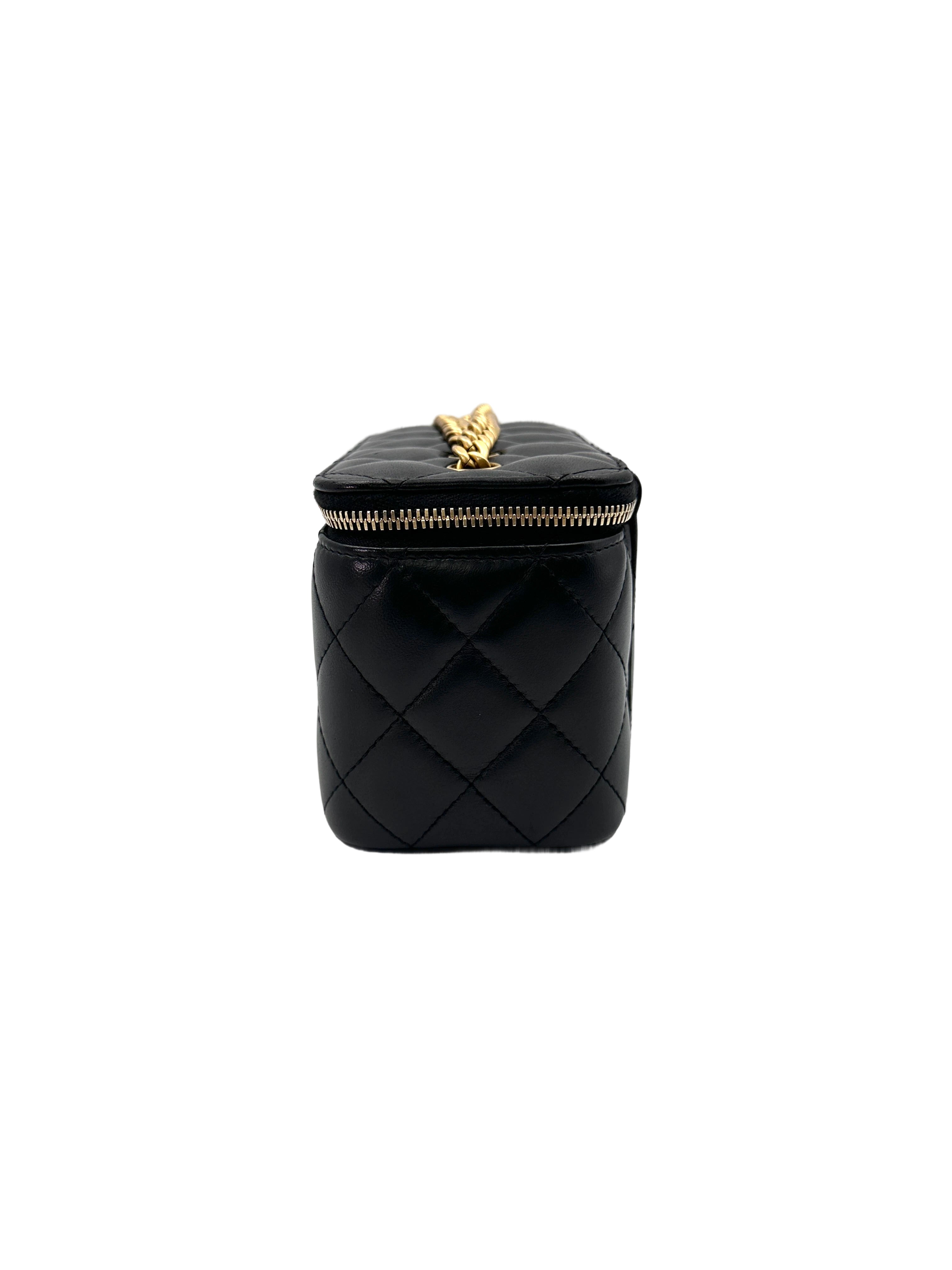 Chanel Black Quilted Leather Vanity Case With Gold Hardware(JT***N1) CC1840