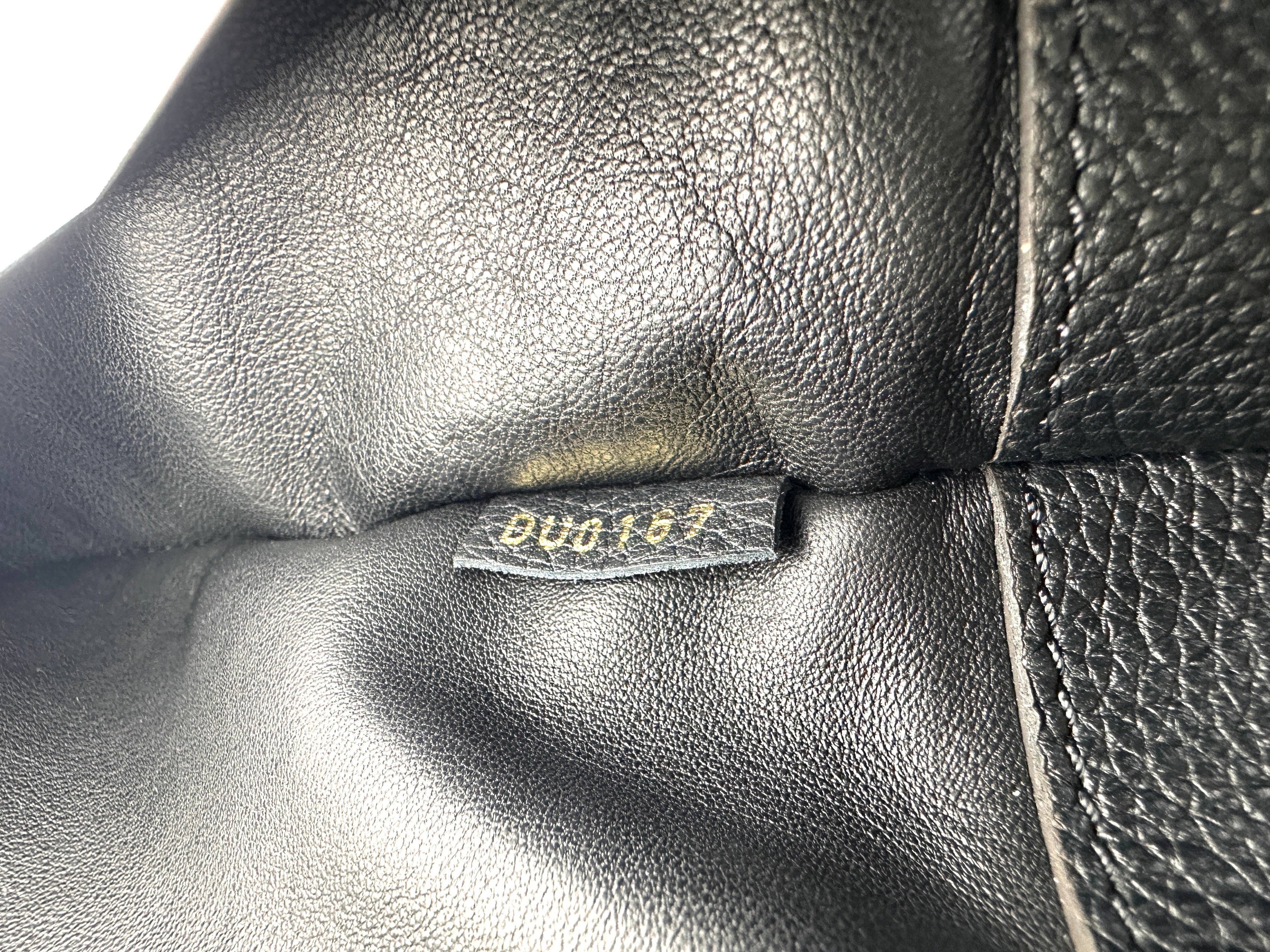 Louis Vuitton City Steamer Black Grained Leather Handle Bag LV2517