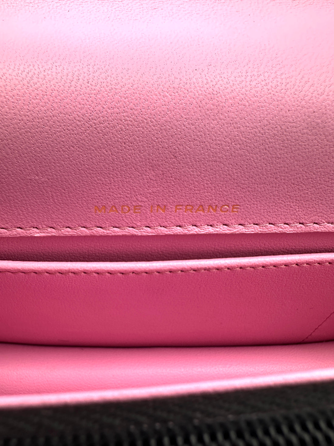 Chanel Black Quilted Leather Pink Top Handle Bag(C8***04) IRIS192
