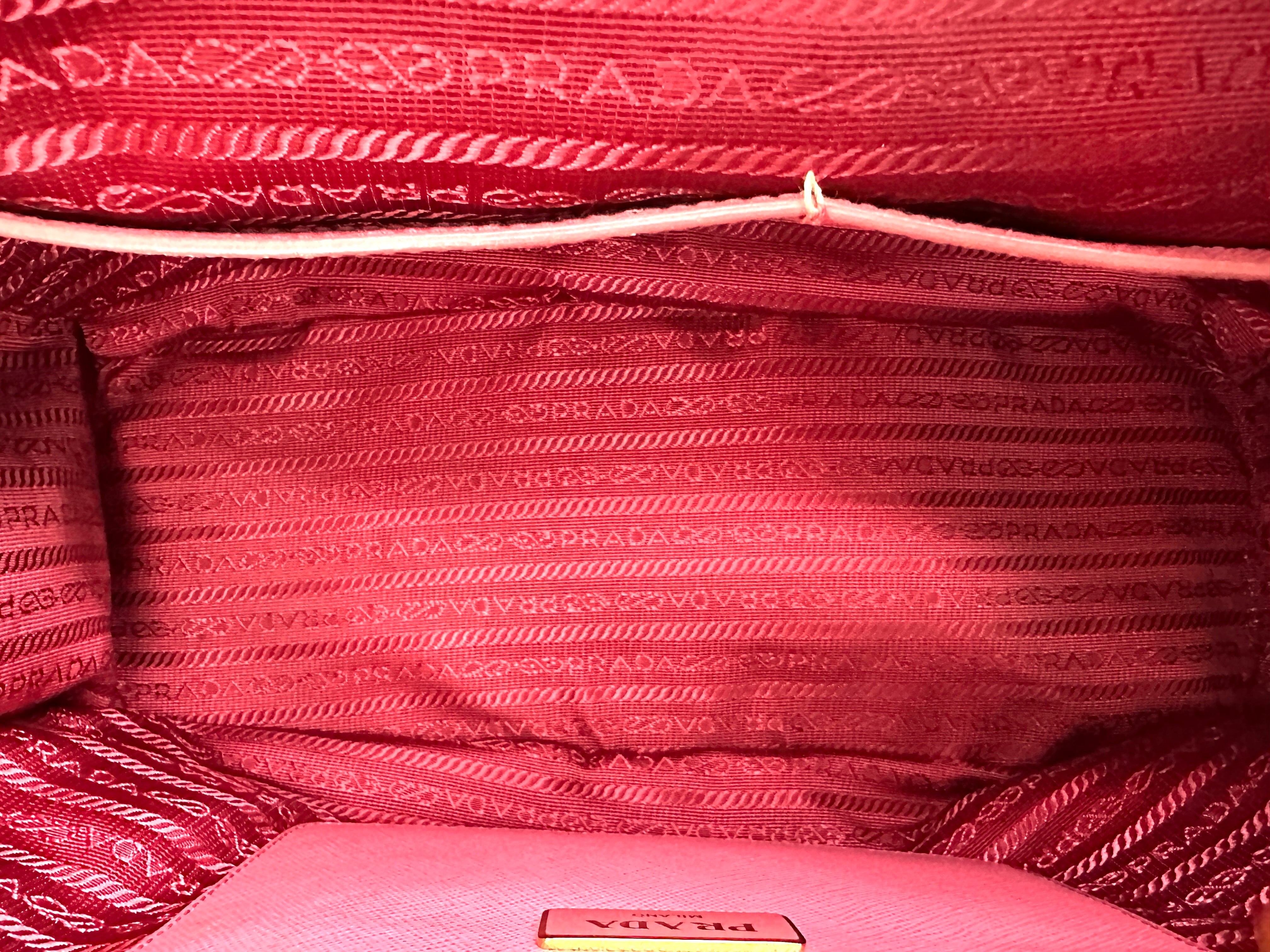 Prada Galleria Pink Saffiano Leather Medium Size Handle Bag PR289