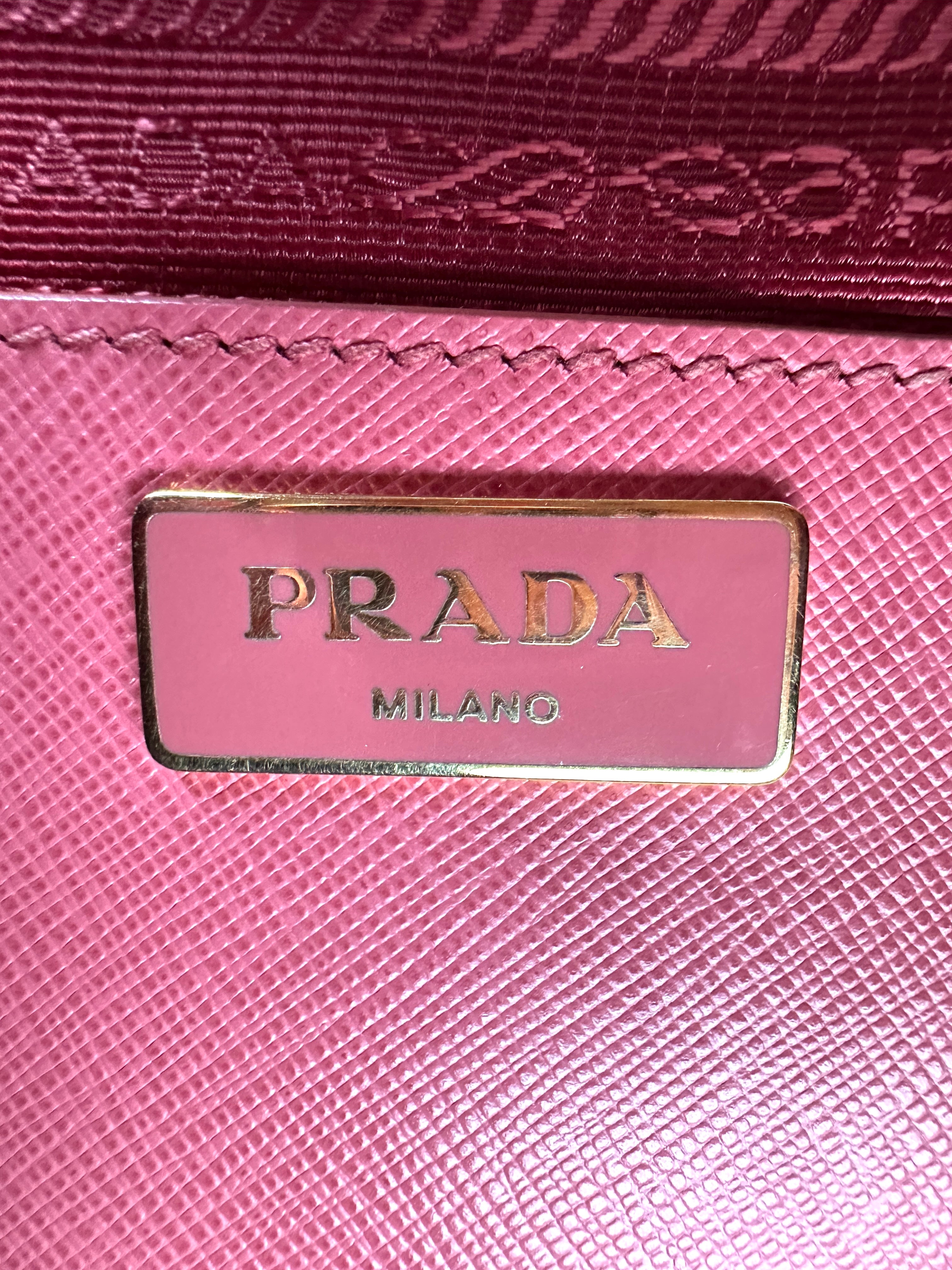 Prada Galleria Pink Saffiano Leather Medium Size Handle Bag PR289