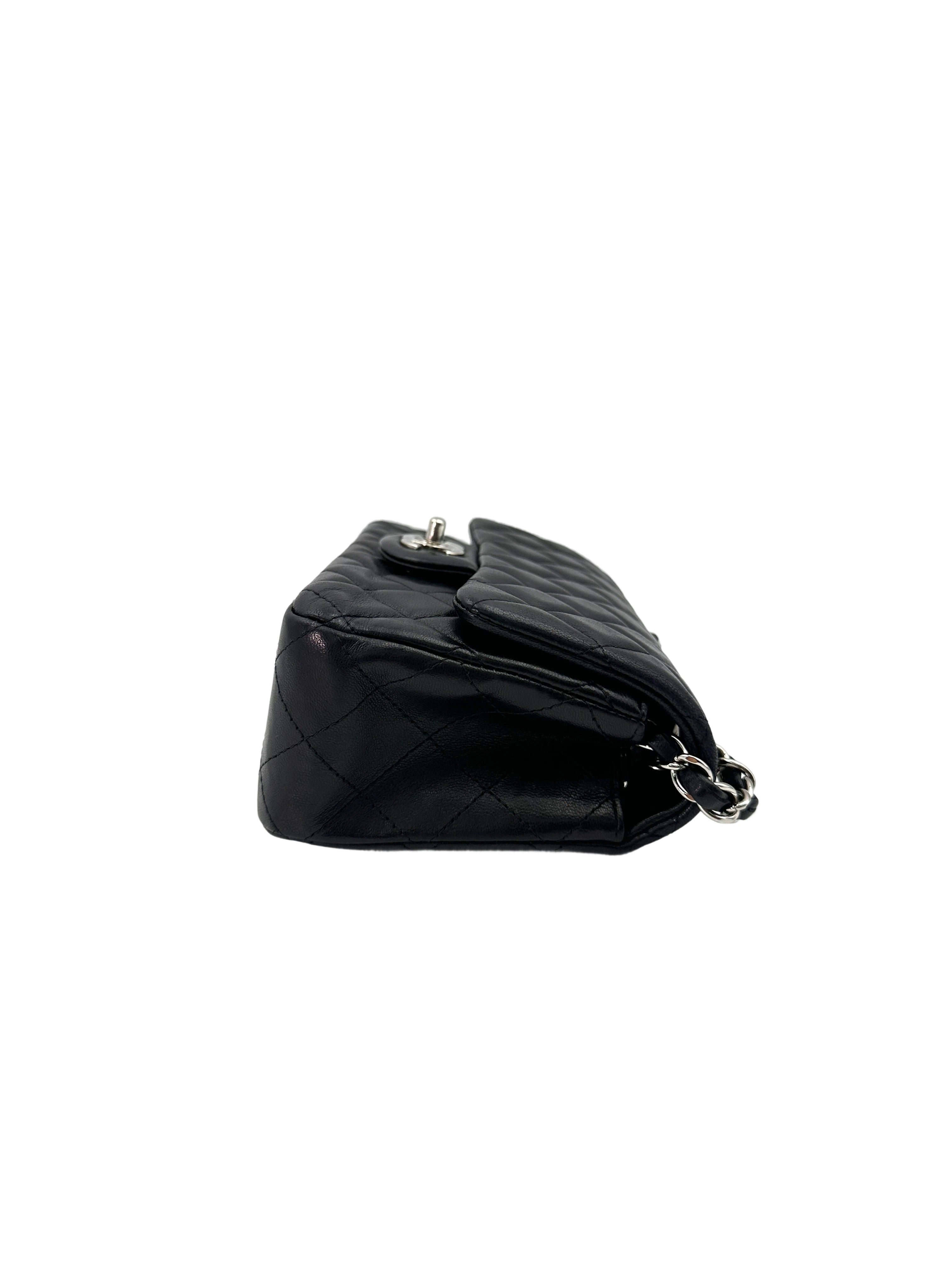 Chanel Classic Flap Black Quilted Leather Flap Bag With Silver Buckle(21***15) IRIS193