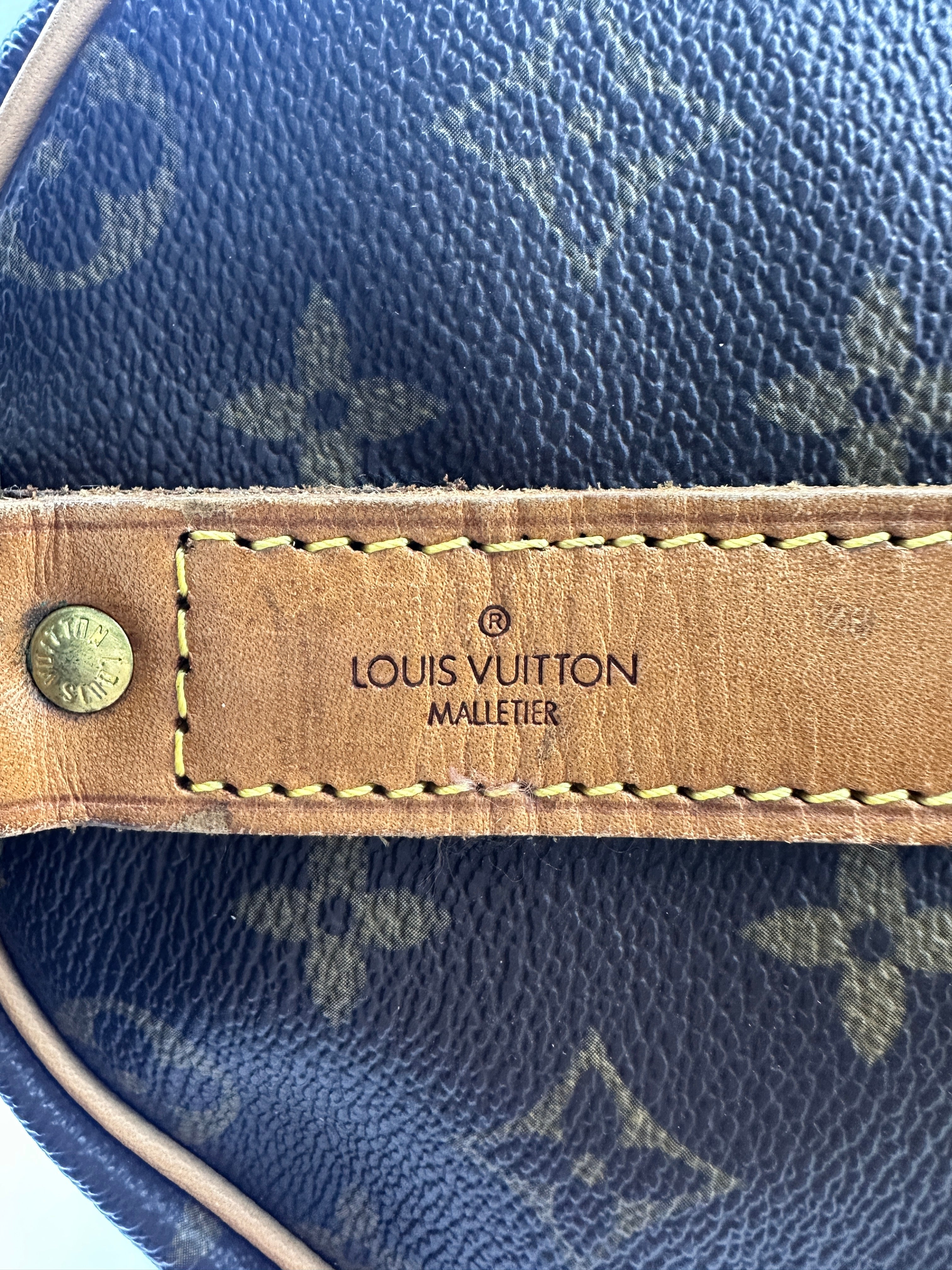 Louis Vuitton Keepall Monogram Canvas Handle Bag LV2523