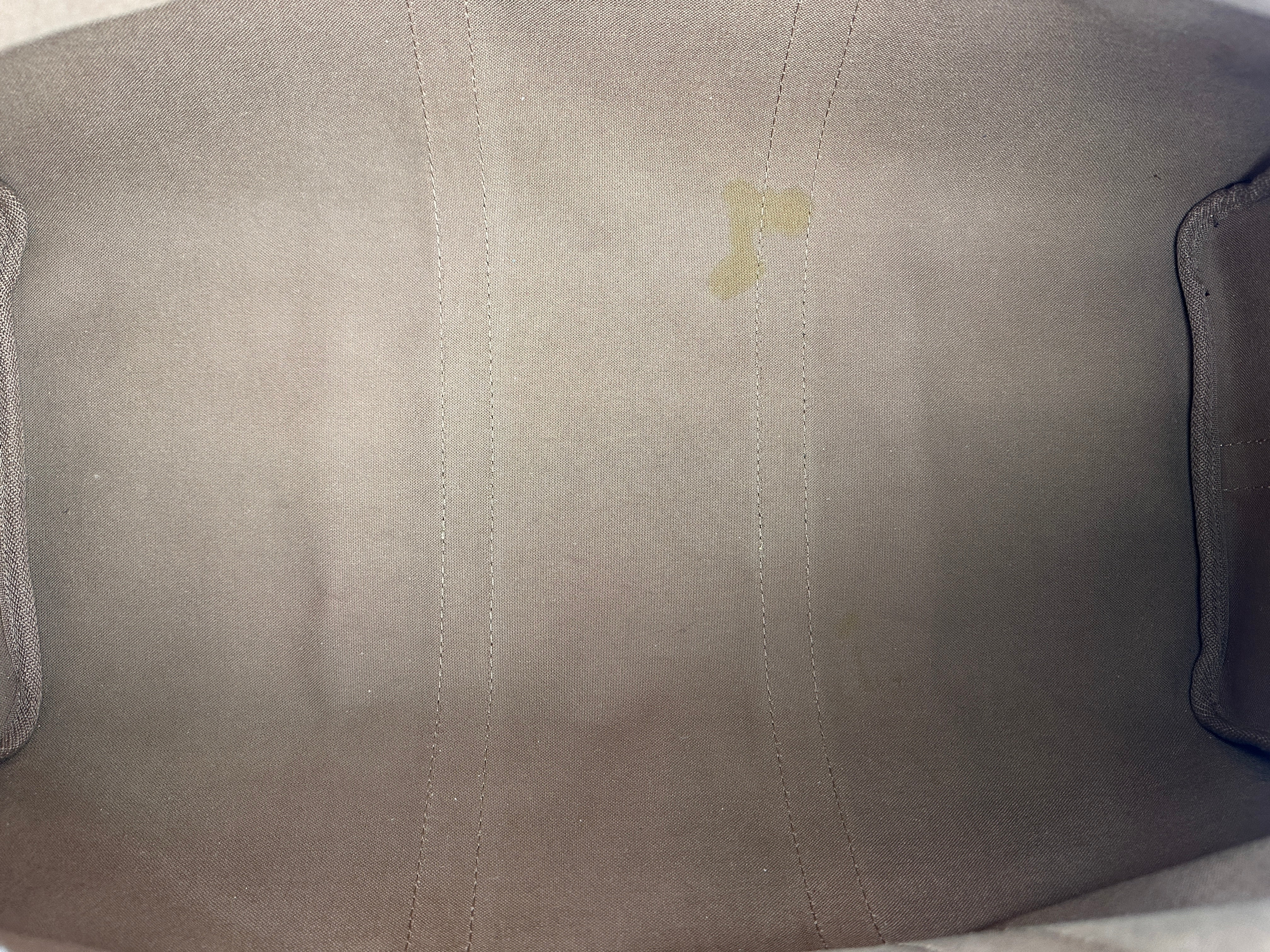 Louis Vuitton Keepall Monogram Canvas Handle Bag LV2523