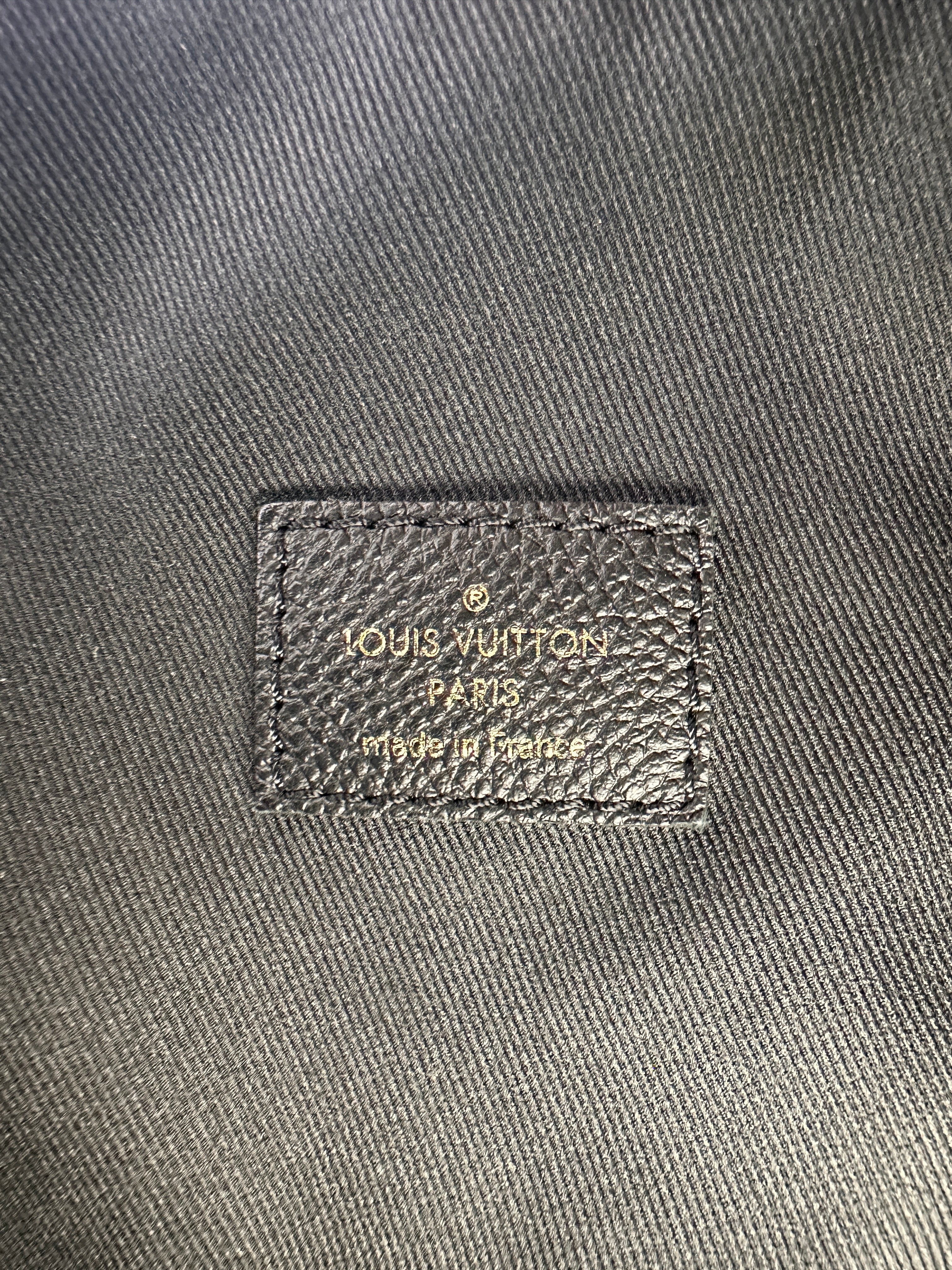Louis Vuitton Ponthieu Black Monogram Canvas Leather Handle Bag LV2521