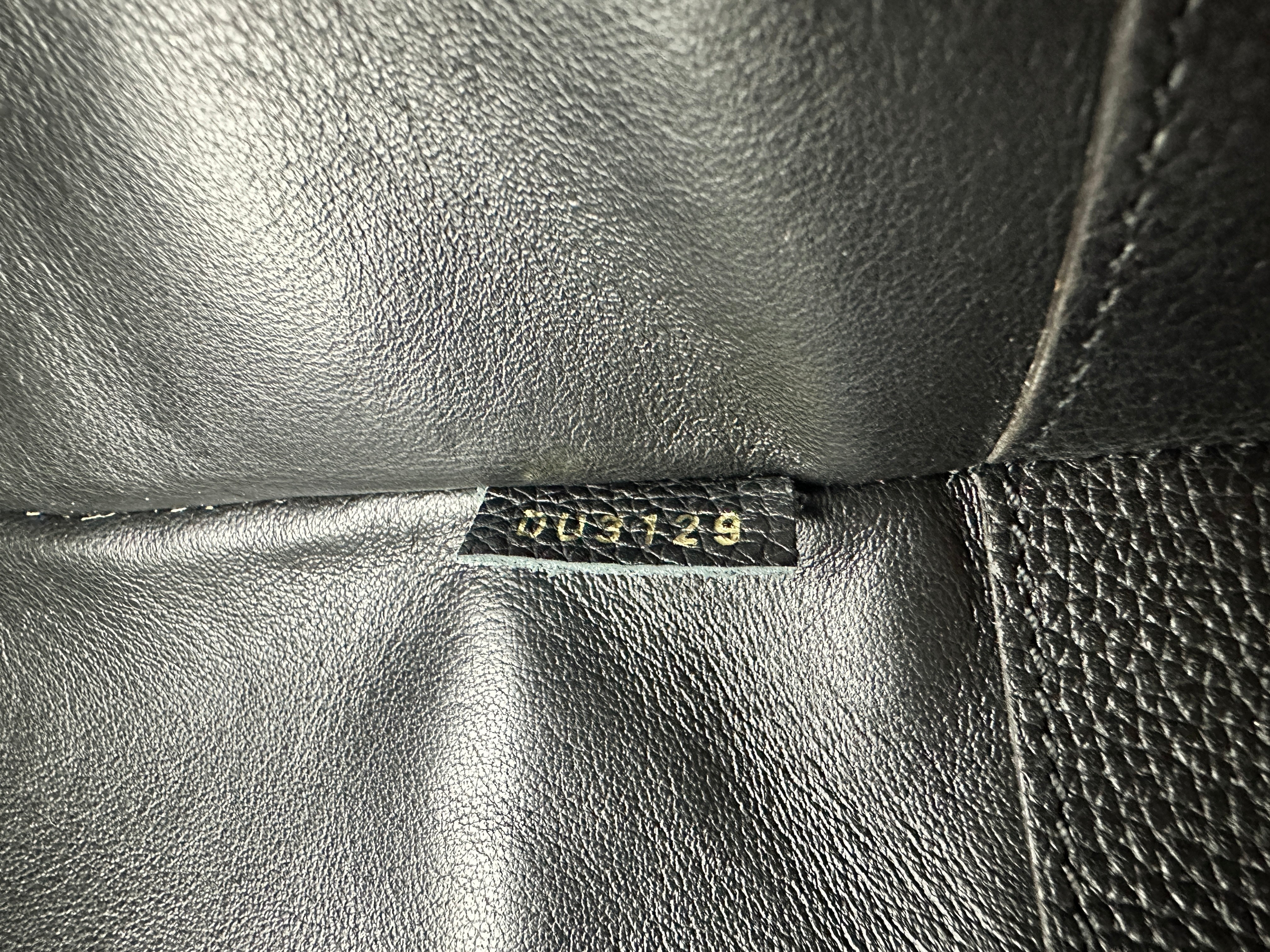 Louis Vuitton City Steamer PM Black Grained Leather Handle Bag LV2529