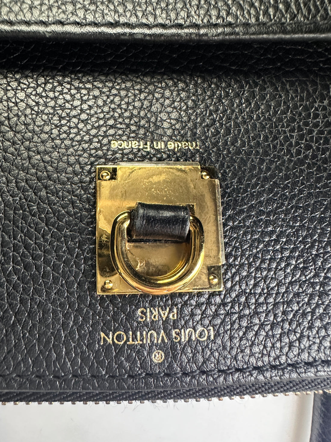 Louis Vuitton City Steamer Black Grained Leather Handle Bag LV2530