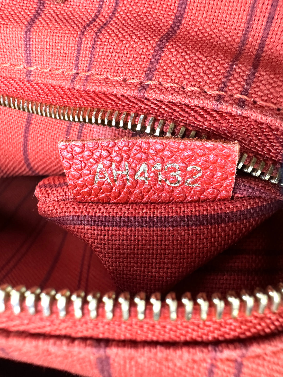 Louis Vuitton Speedy25 Red Monogram Empreinte Leather Handle Bag LV2534