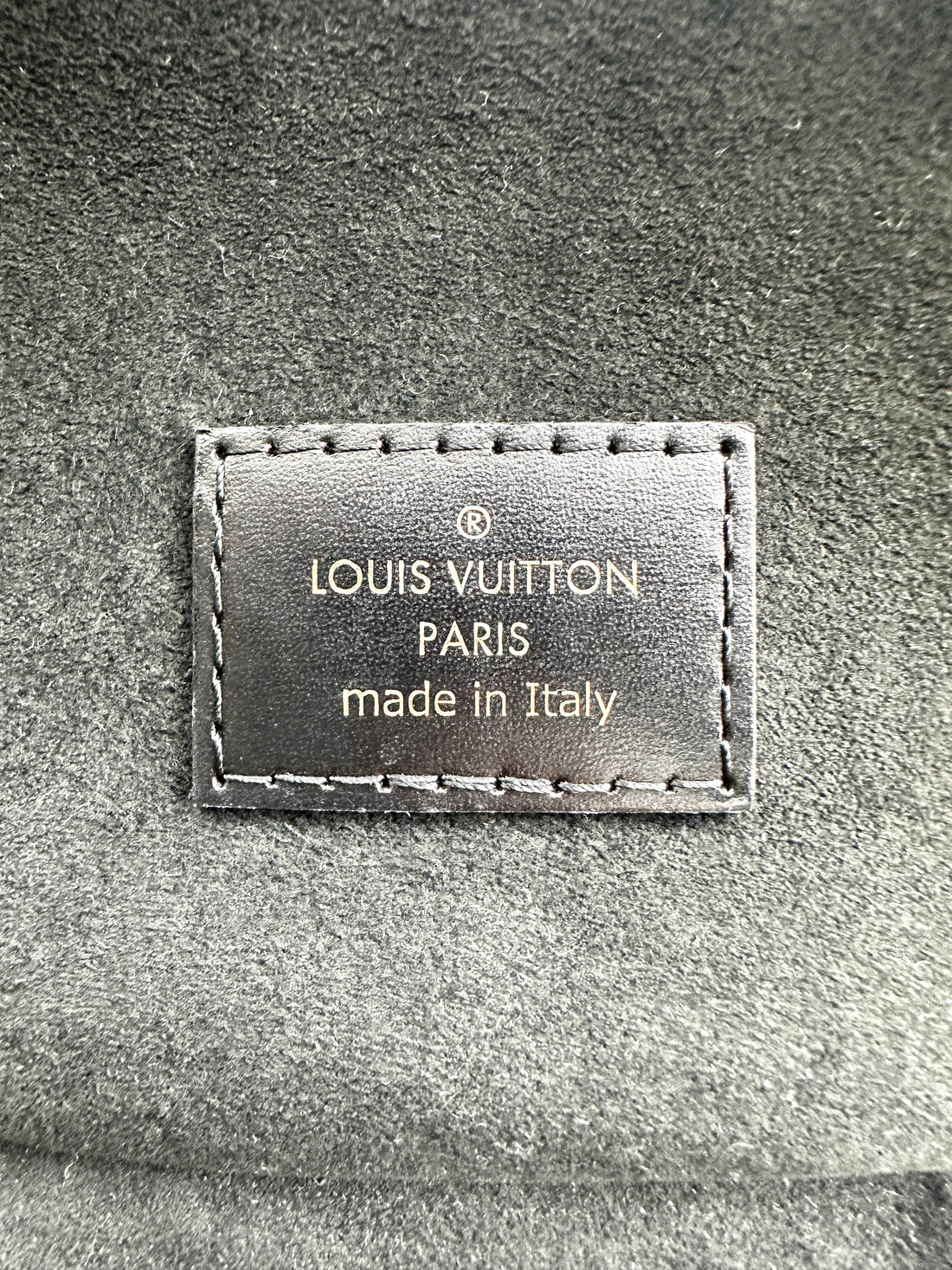 Louis Vuitton Vanity PM Monogram Reverse Canvas Handle Bag LV2524