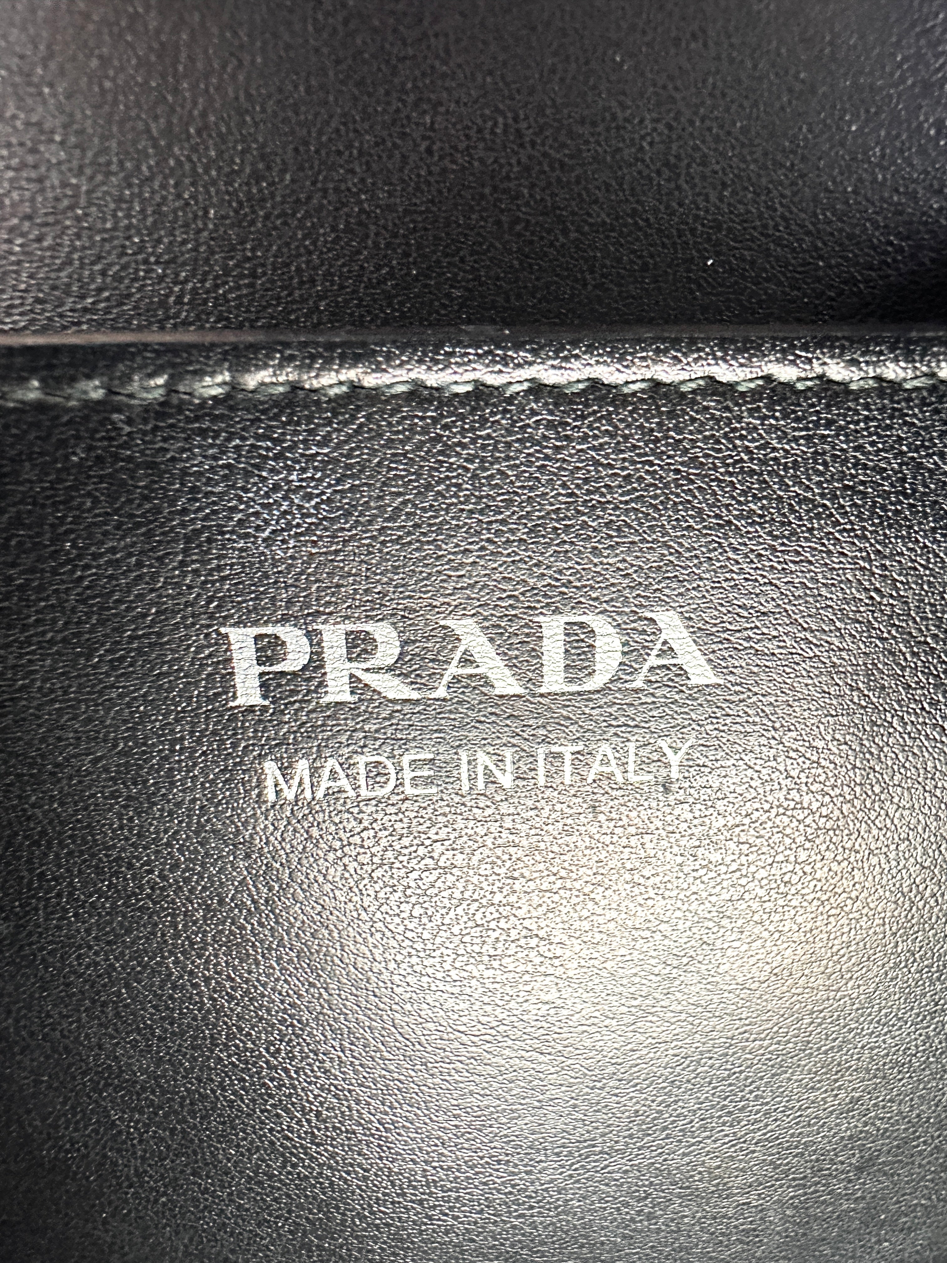 Prada Monochrome Black Saffiano Lux Wallet On Chain PR292