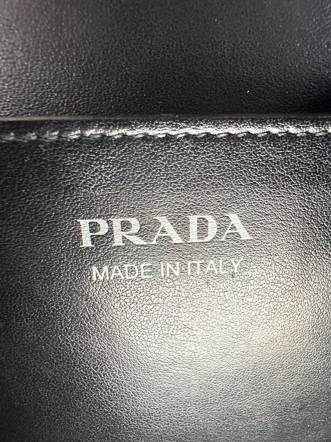 Prada Monochrome Black Saffiano Lux Wallet On Chain PR292
