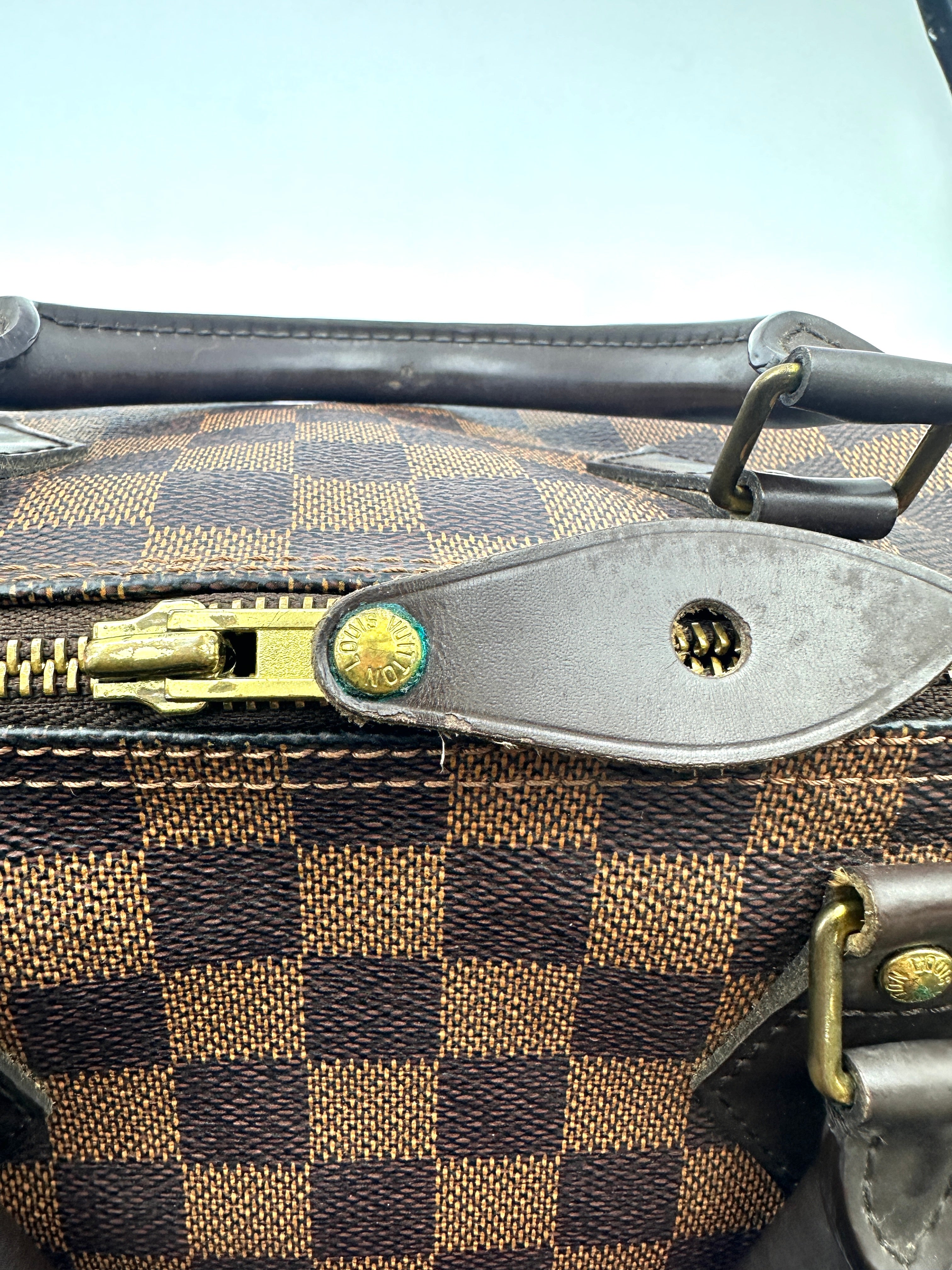 Louis Vuitton Speedy30 Damier Ebene Handle Bag LV2528