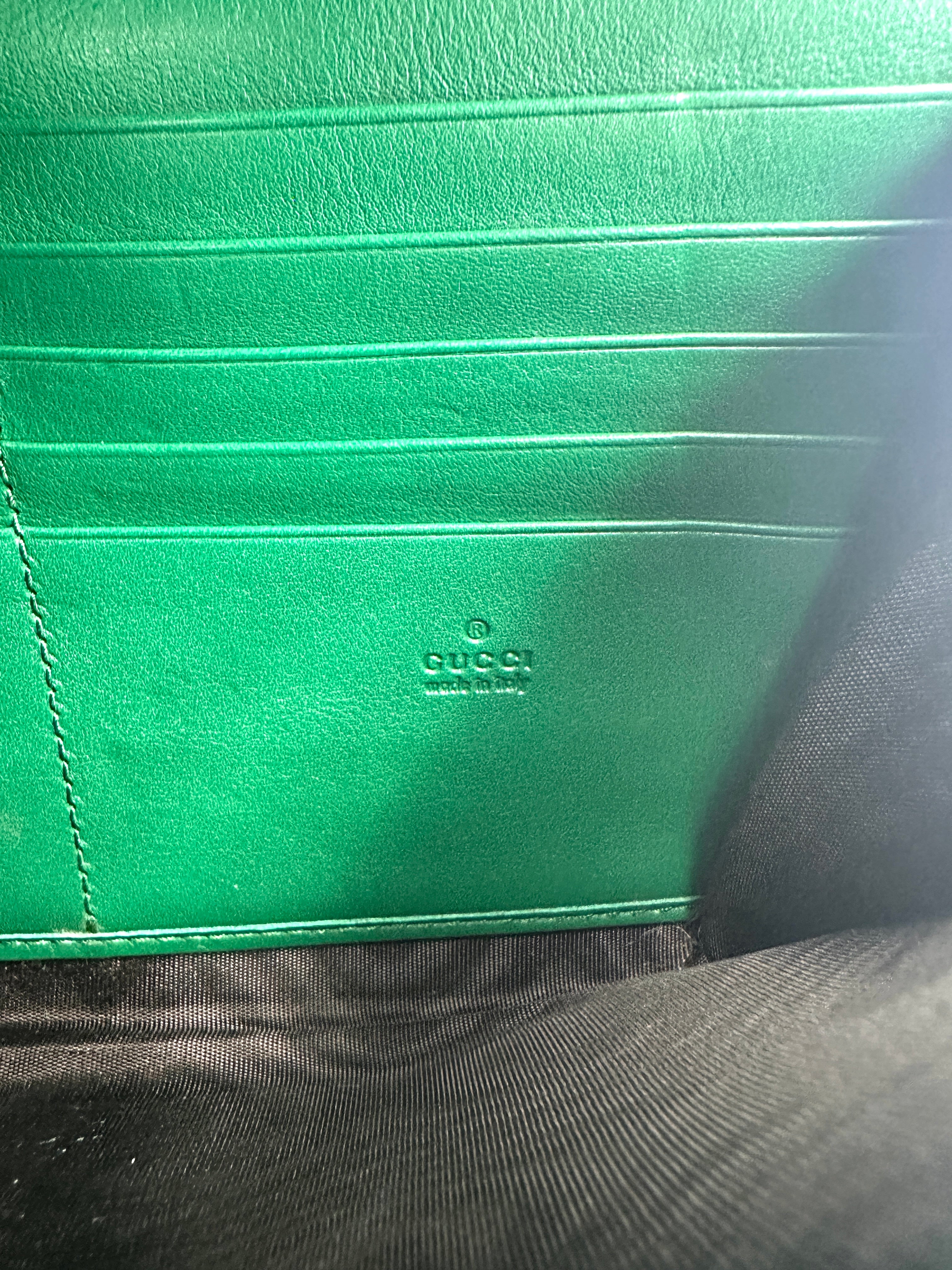 Gucci GG Marmont Green Chevron Quilted Leather Wallet On Chain GG890