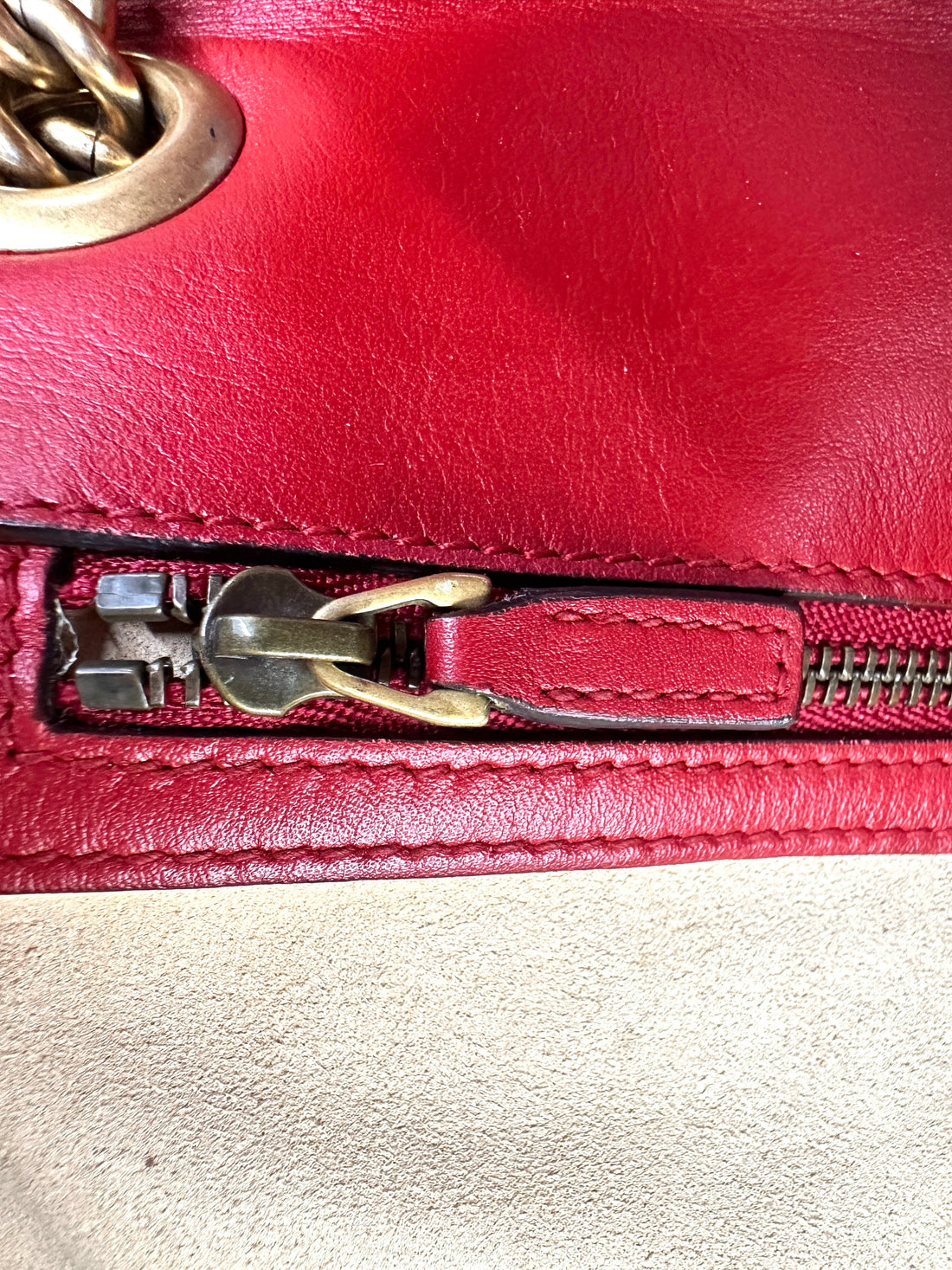 Gucci GG Marmont Red Chevron Quilted Leather Chain Shoulder Bag GG880