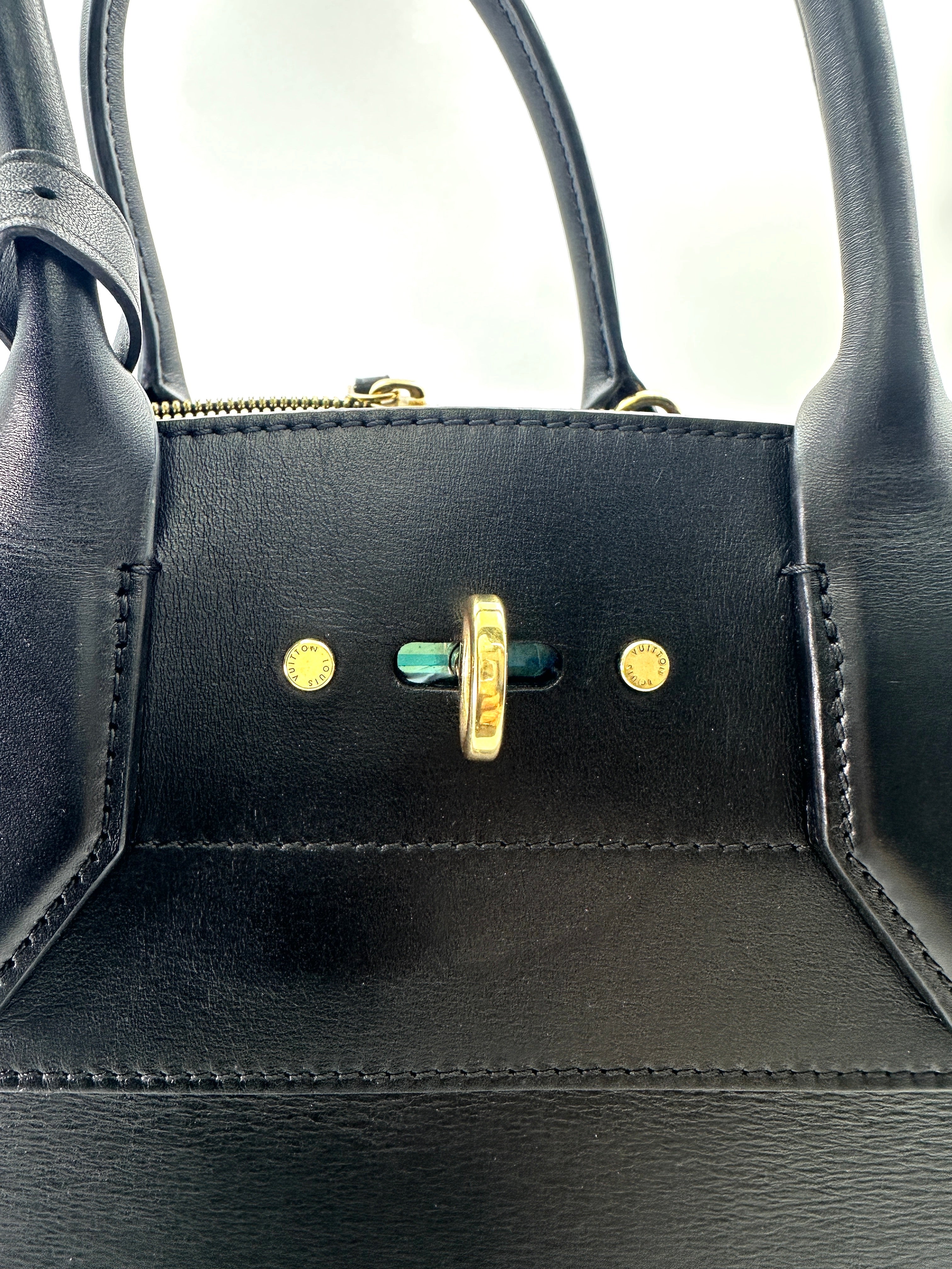 Louis Vuitton City Steamer Black Grained Leather Small Size Handle Bag LV2531