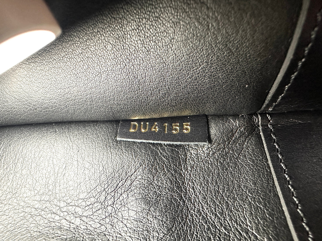Louis Vuitton City Steamer Black Grained Leather Small Size Handle Bag LV2531