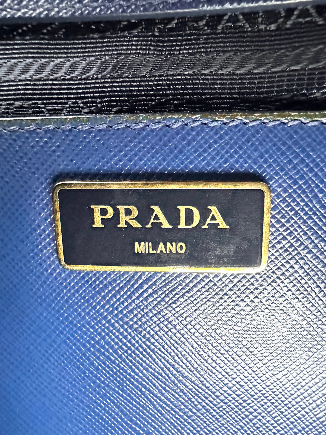 Prada Galleria Navy Saffiano Leather Handle Bag PR290