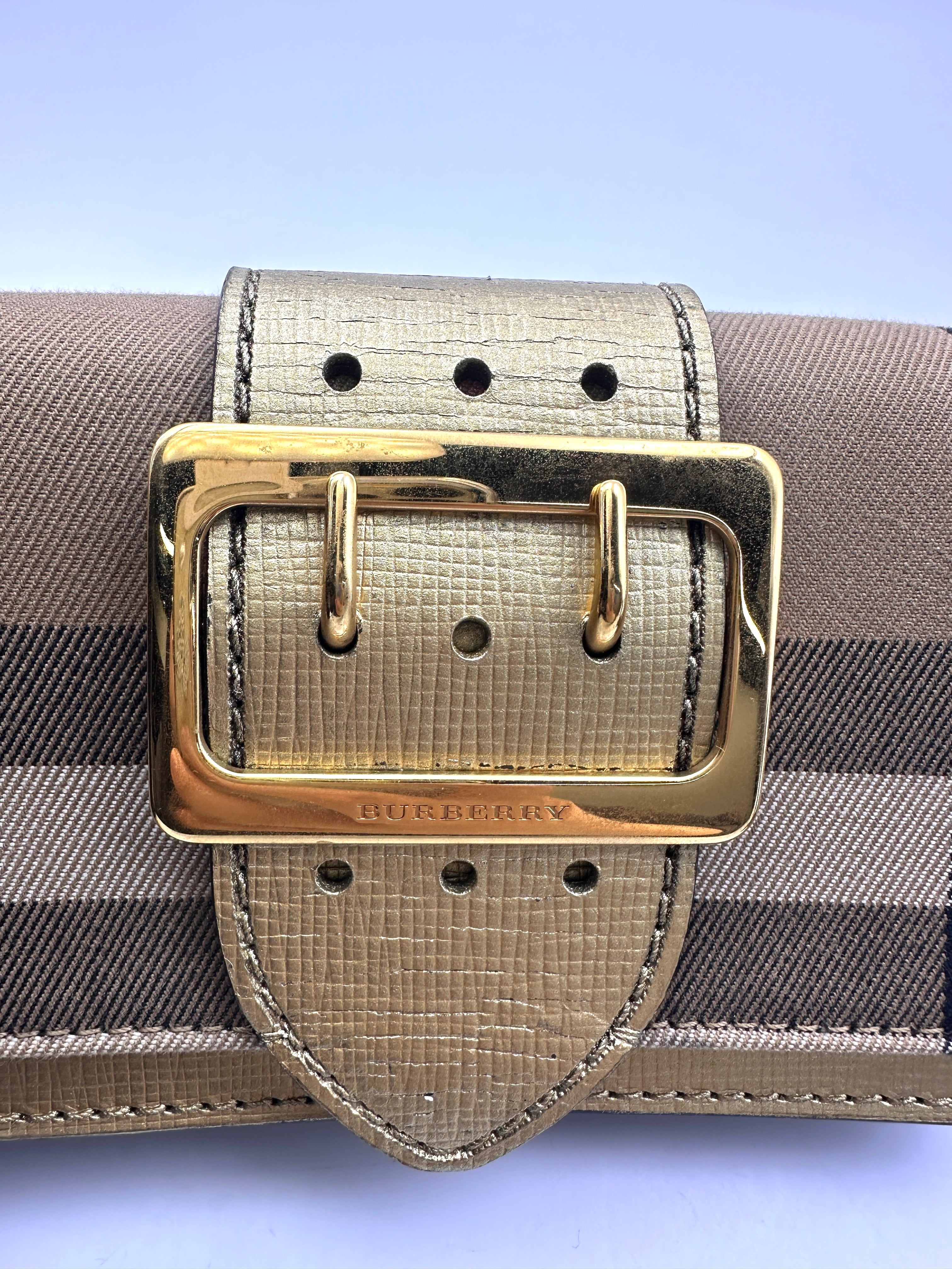 Burberry The Buckle House Check Flap Bag BR47
