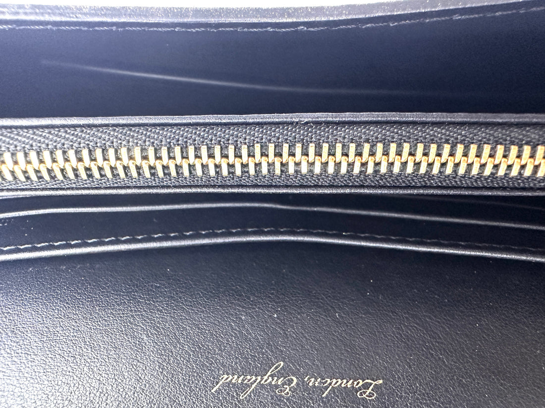 Burberry The Buckle House Check Flap Bag BR47