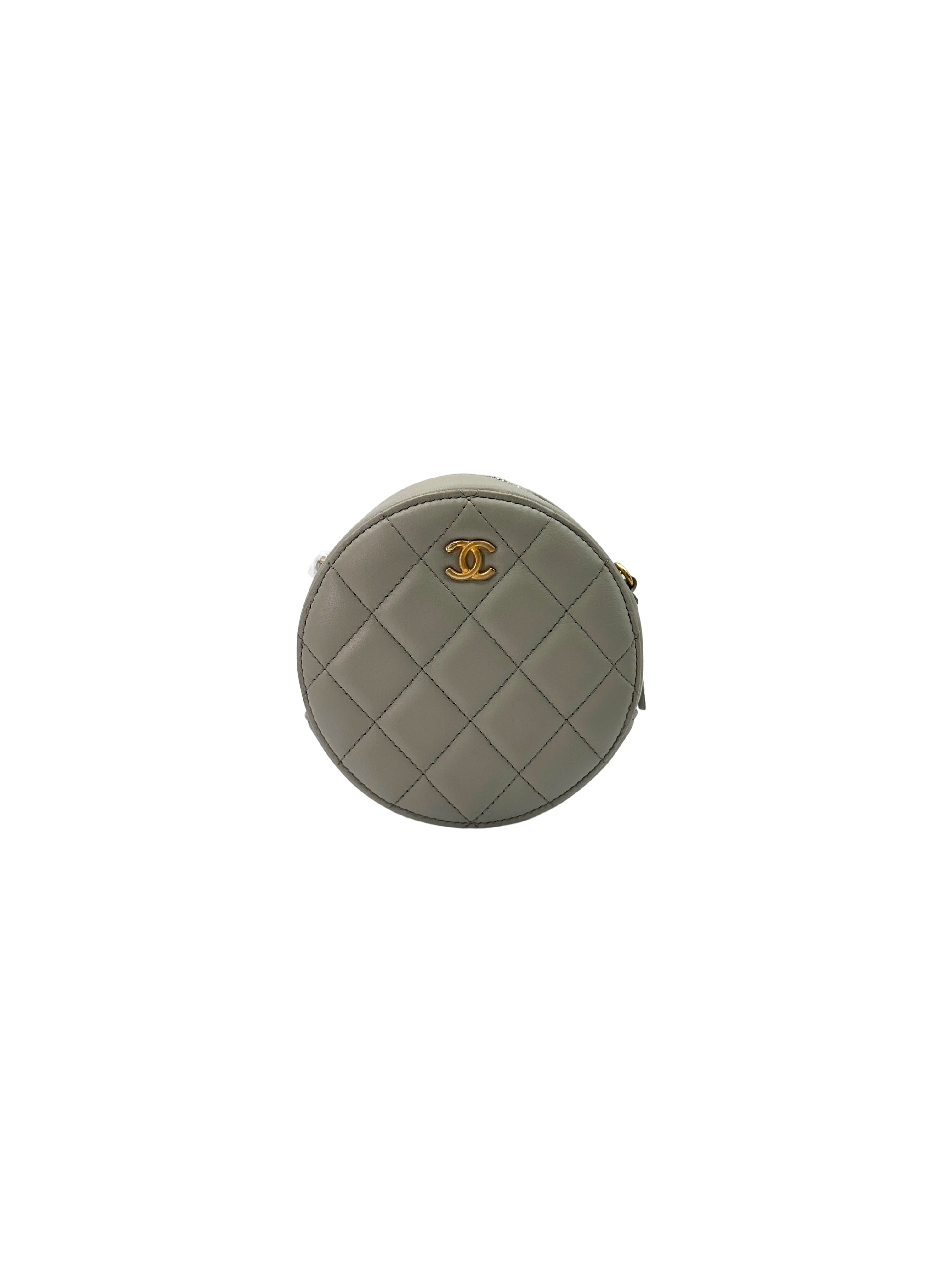 Chanel Grey Quilted Leather Pearl Crush Round Clutch(31***04) CC1844
