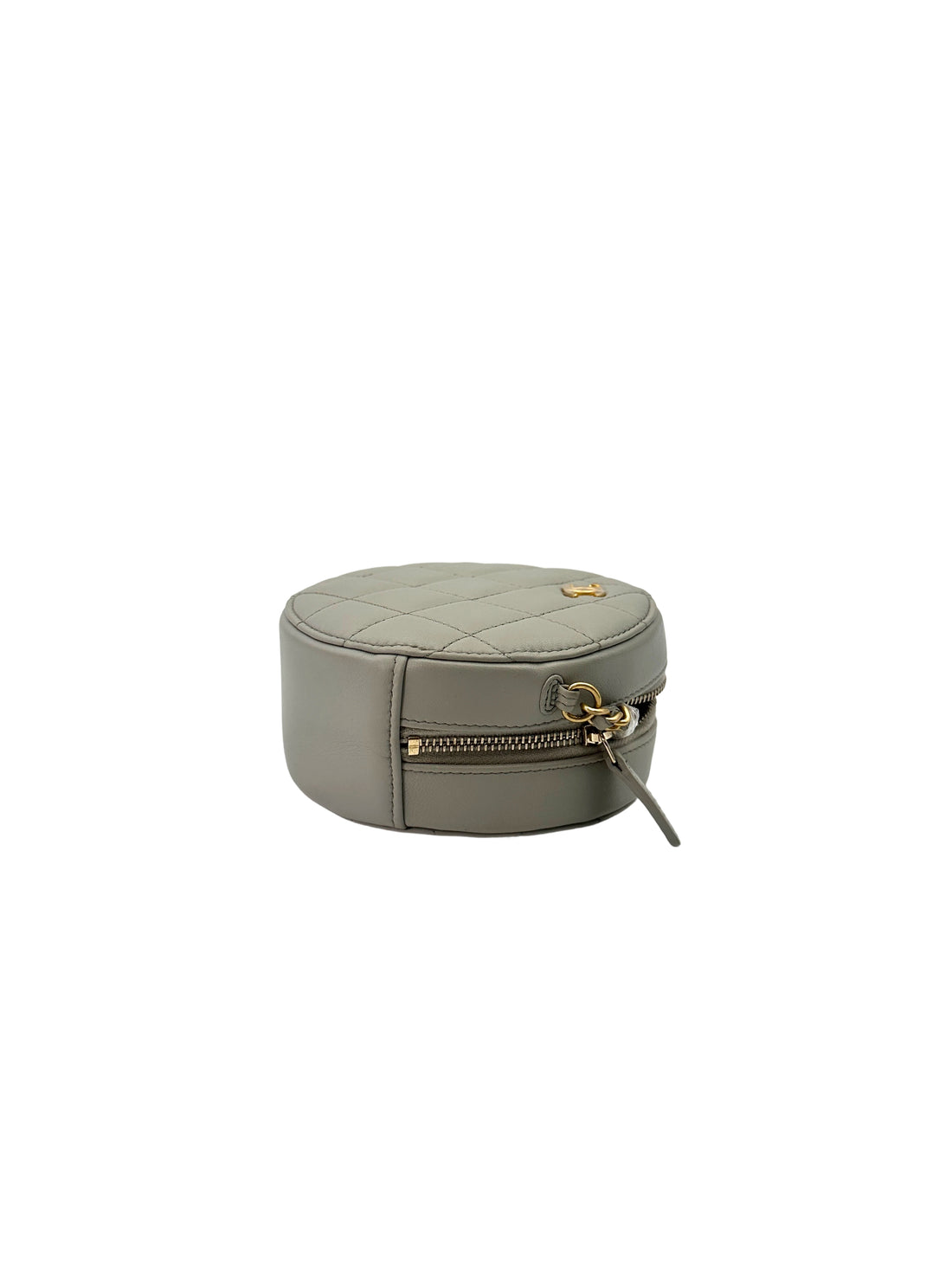 Chanel Grey Quilted Leather Pearl Crush Round Clutch(31***04) CC1844