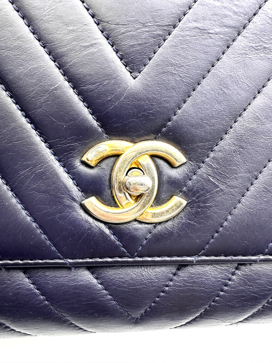 Chanel CoCo Handle Black Chevron Quilted Leather Handle Bag With Gold Buckle(24***32) CC1846