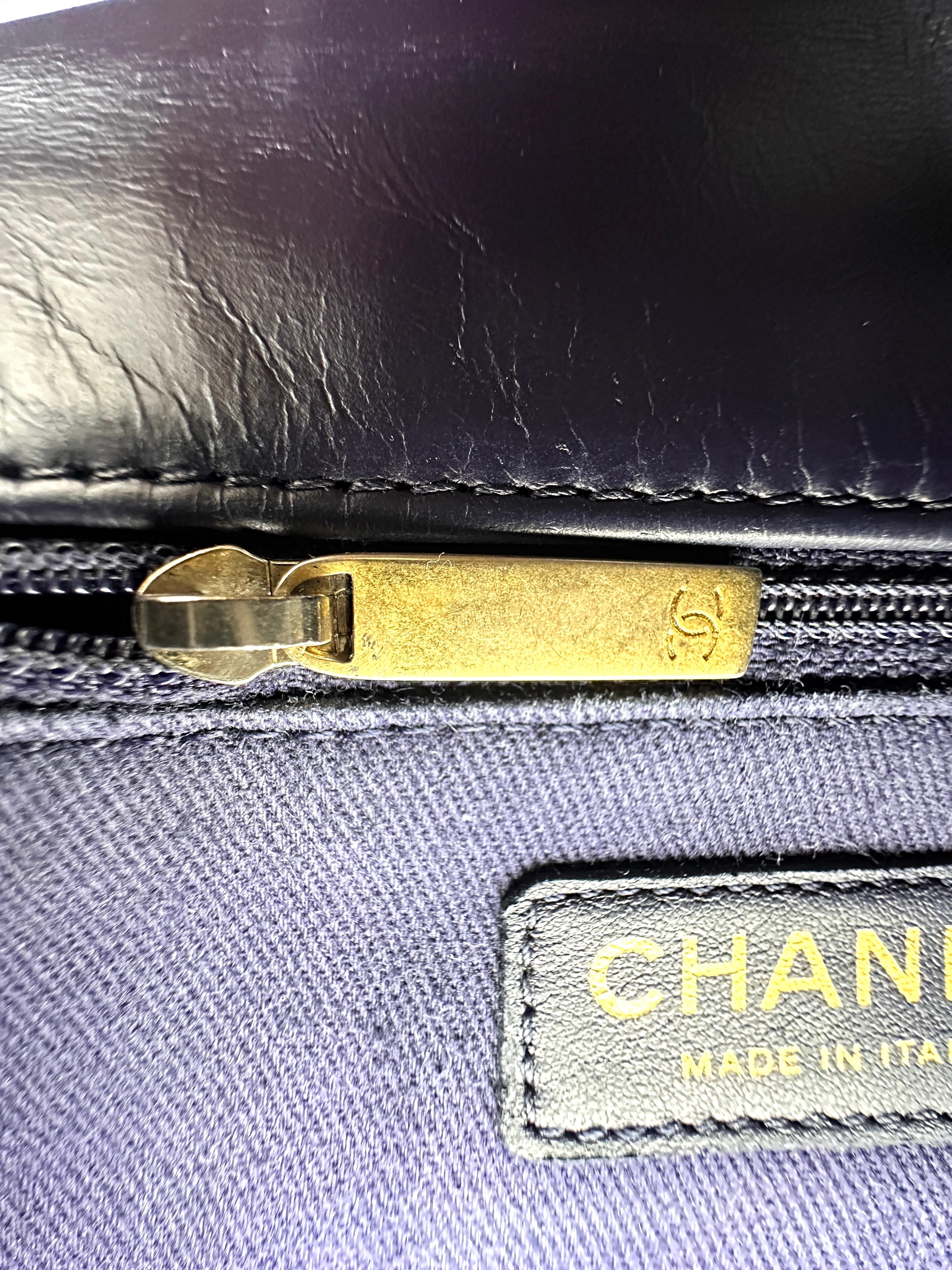 Chanel CoCo Handle Black Chevron Quilted Leather Handle Bag With Gold Buckle(24***32) CC1846