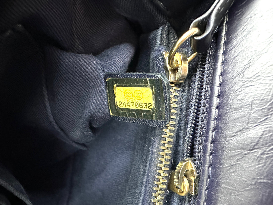 Chanel CoCo Handle Black Chevron Quilted Leather Handle Bag With Gold Buckle(24***32) CC1846