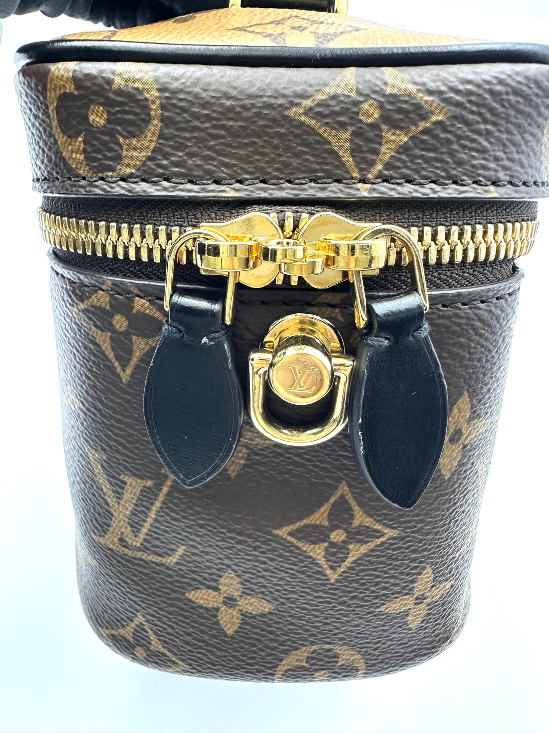 Louis Vuitton Vanity PM Monogram Reverse Canvas Handle Bag LV2540