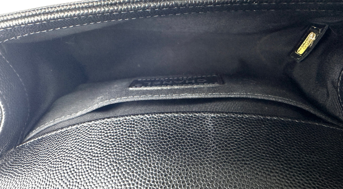 Chanel LeBoy Black Chevron Quilted Leather Small Size Flap Bag With Silver Buckle(25***79) CC1851