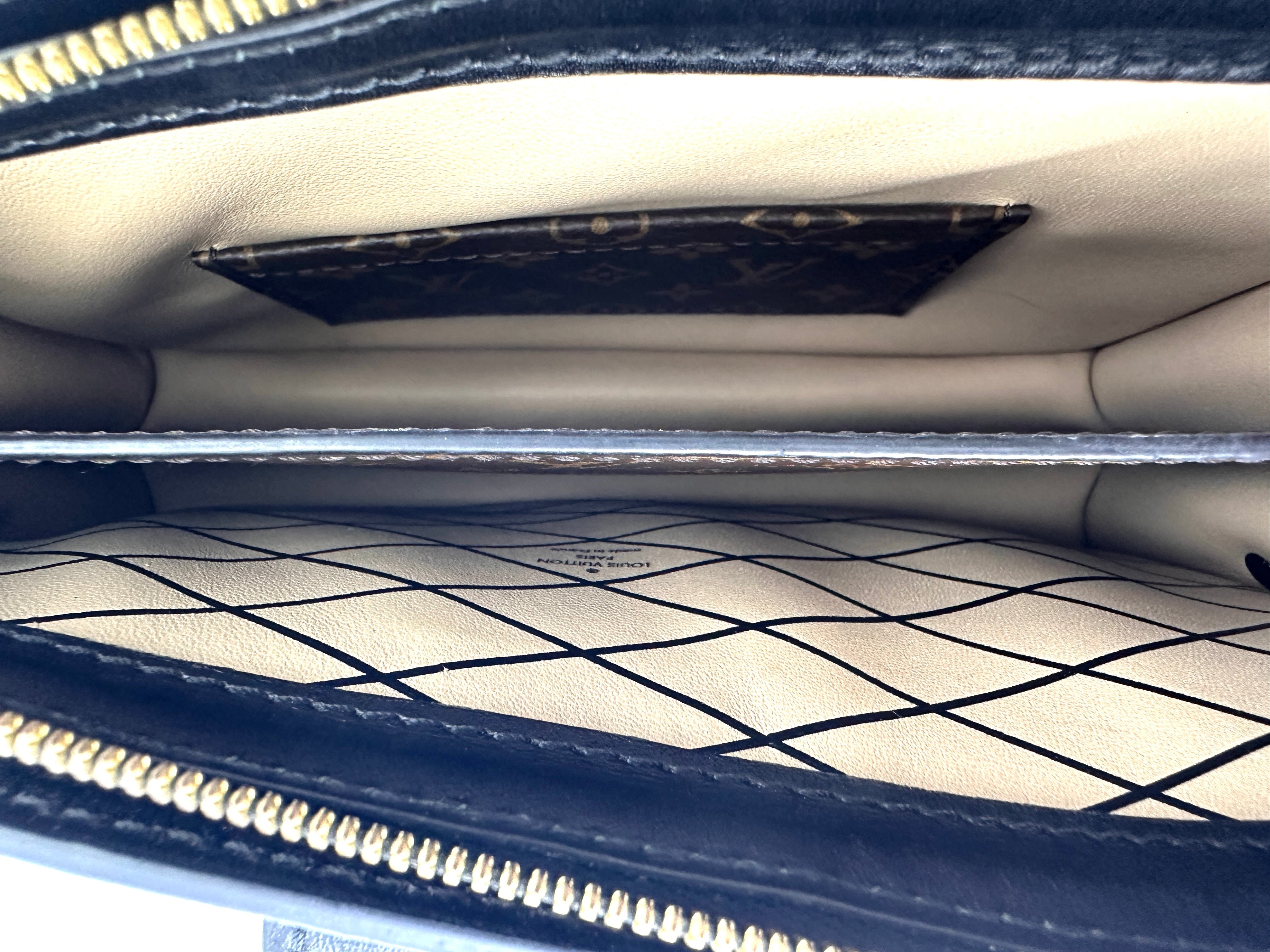 Louis Vuitton Trunk Clutch Monogram Canvas Bag LV2543