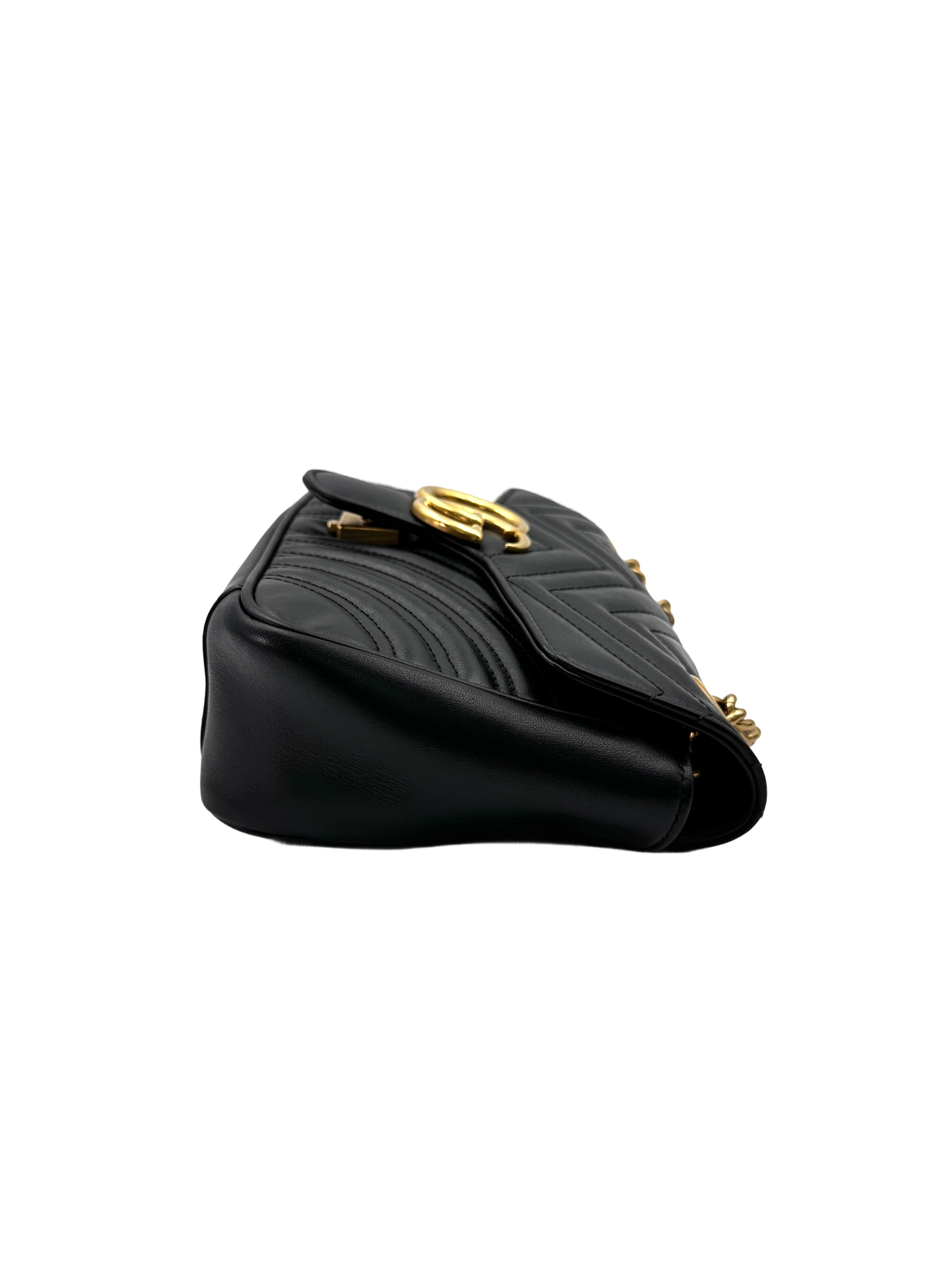 Gucci GG Marmont Black Chevron Quilted Leather Chain Shoulder Bag GG895