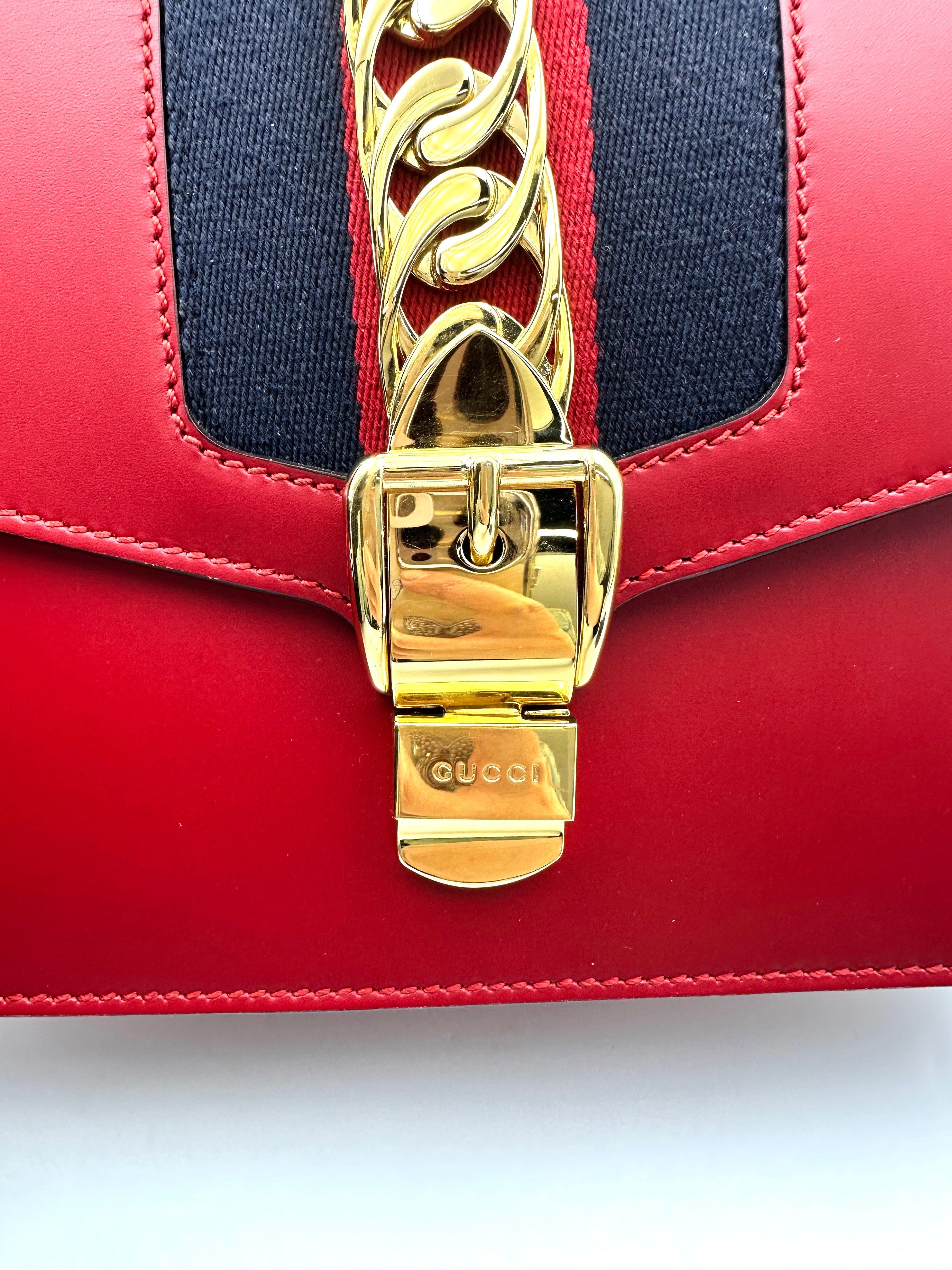 Gucci Sylvie Red Leather Medium Size Shoulder Bag GG892