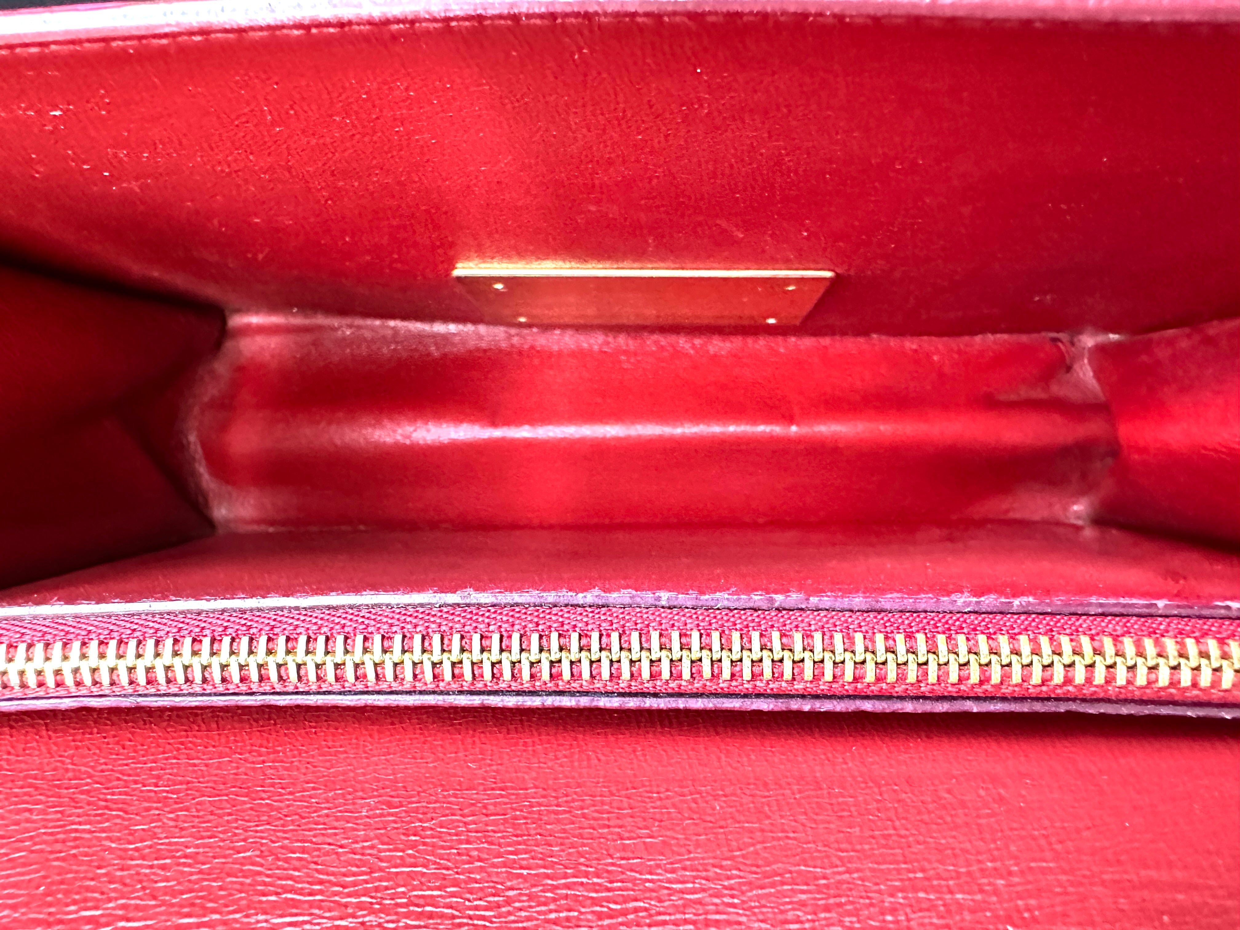 Salvatore Ferragamo Aileen Pink Leather Shoulder Bag FG08