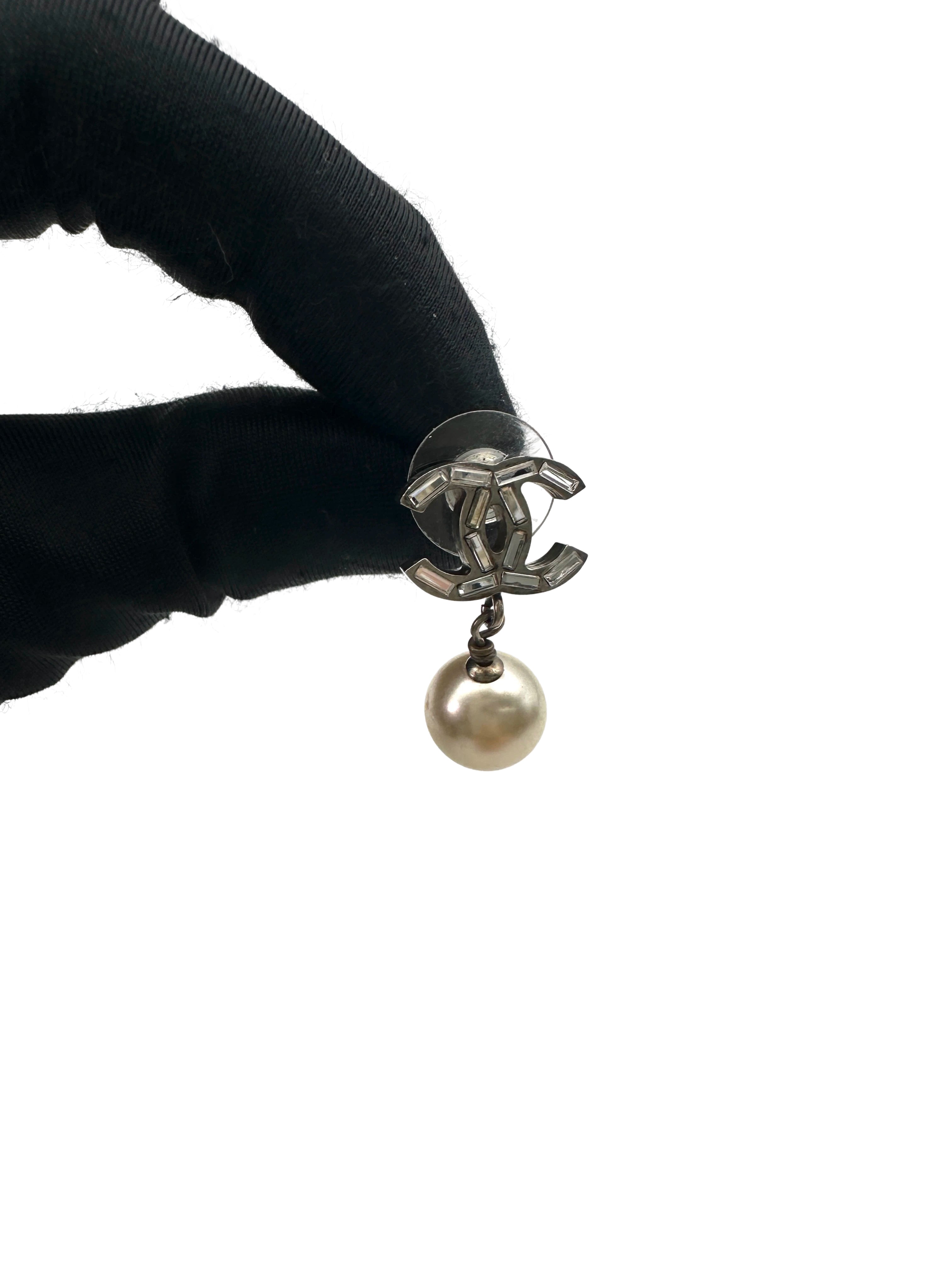 Chanel 14B Silver CC Logo Pearl Drop Pierced Earrings CC1857