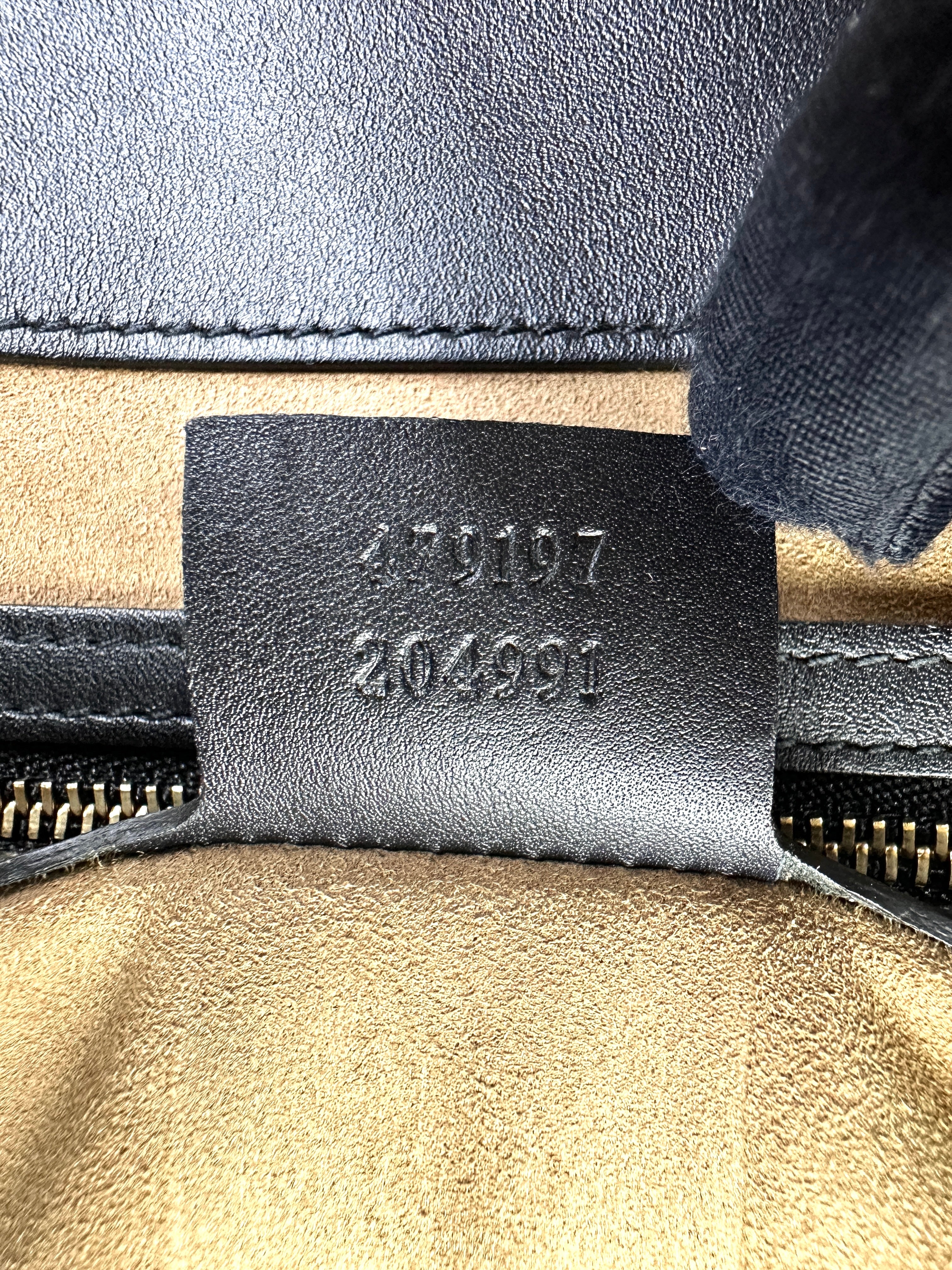 Gucci Padlock GG Supreme Medium Size Shoulder Bag With Black Trim GG896