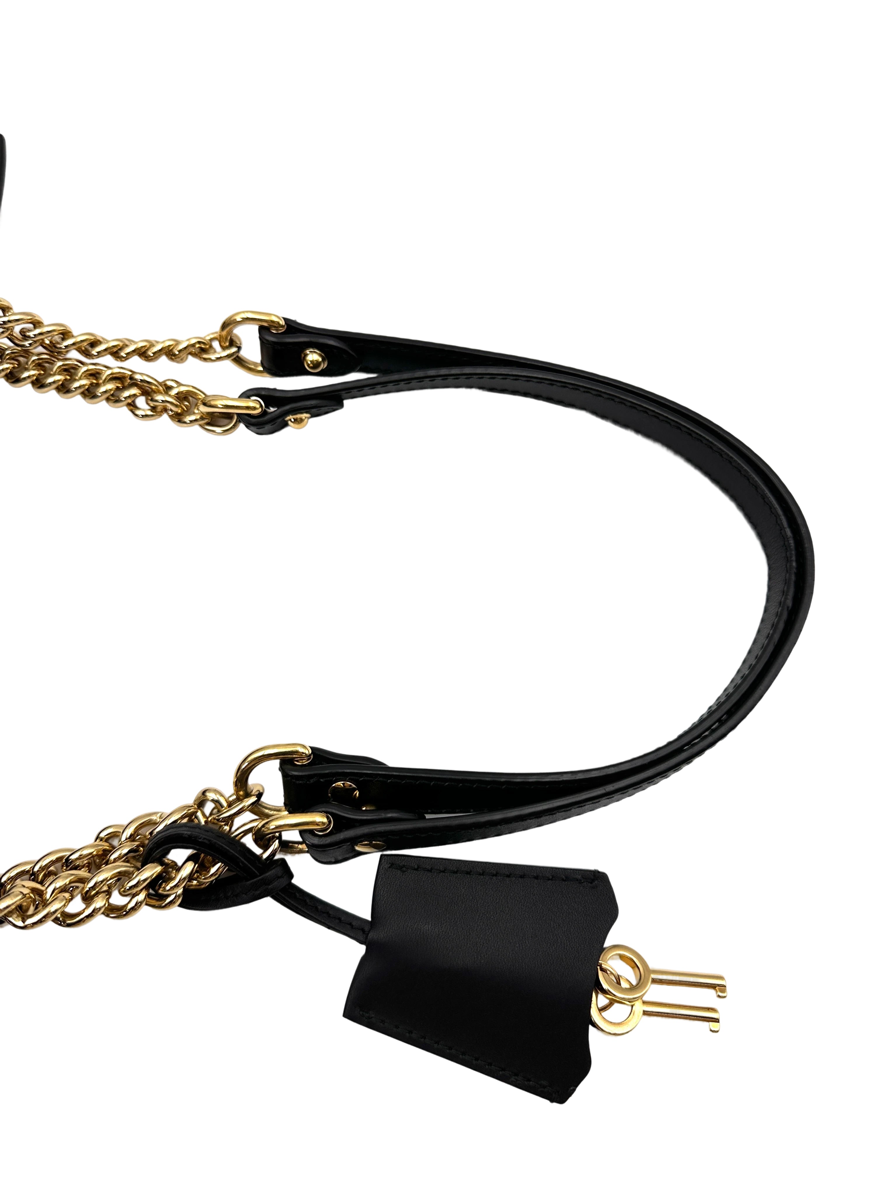 Gucci Padlock GG Supreme Medium Size Shoulder Bag With Black Trim GG896