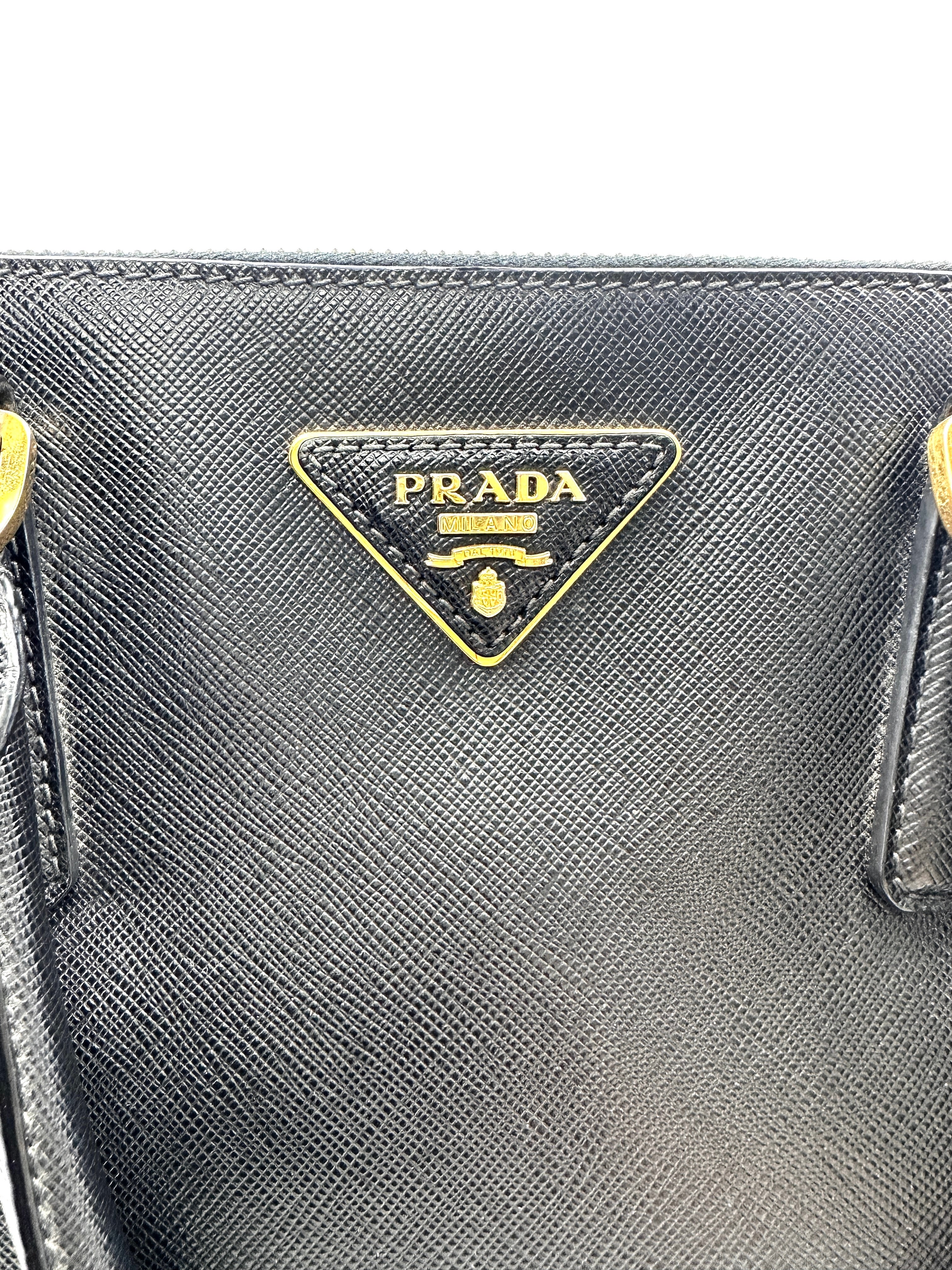 Prada Galleria Black Saffiano Leather Handle Bag PR296