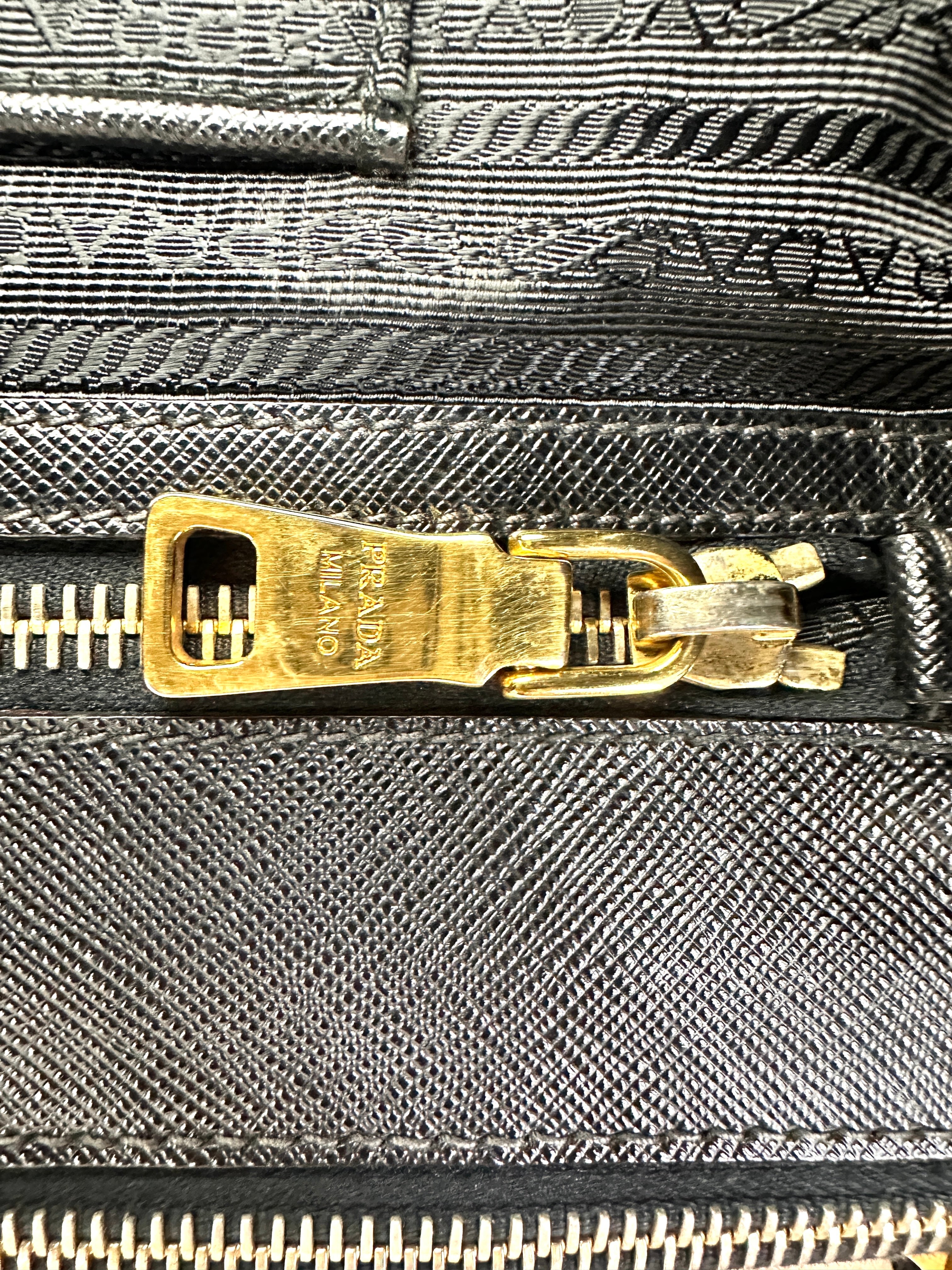 Prada Galleria Black Saffiano Leather Handle Bag PR296
