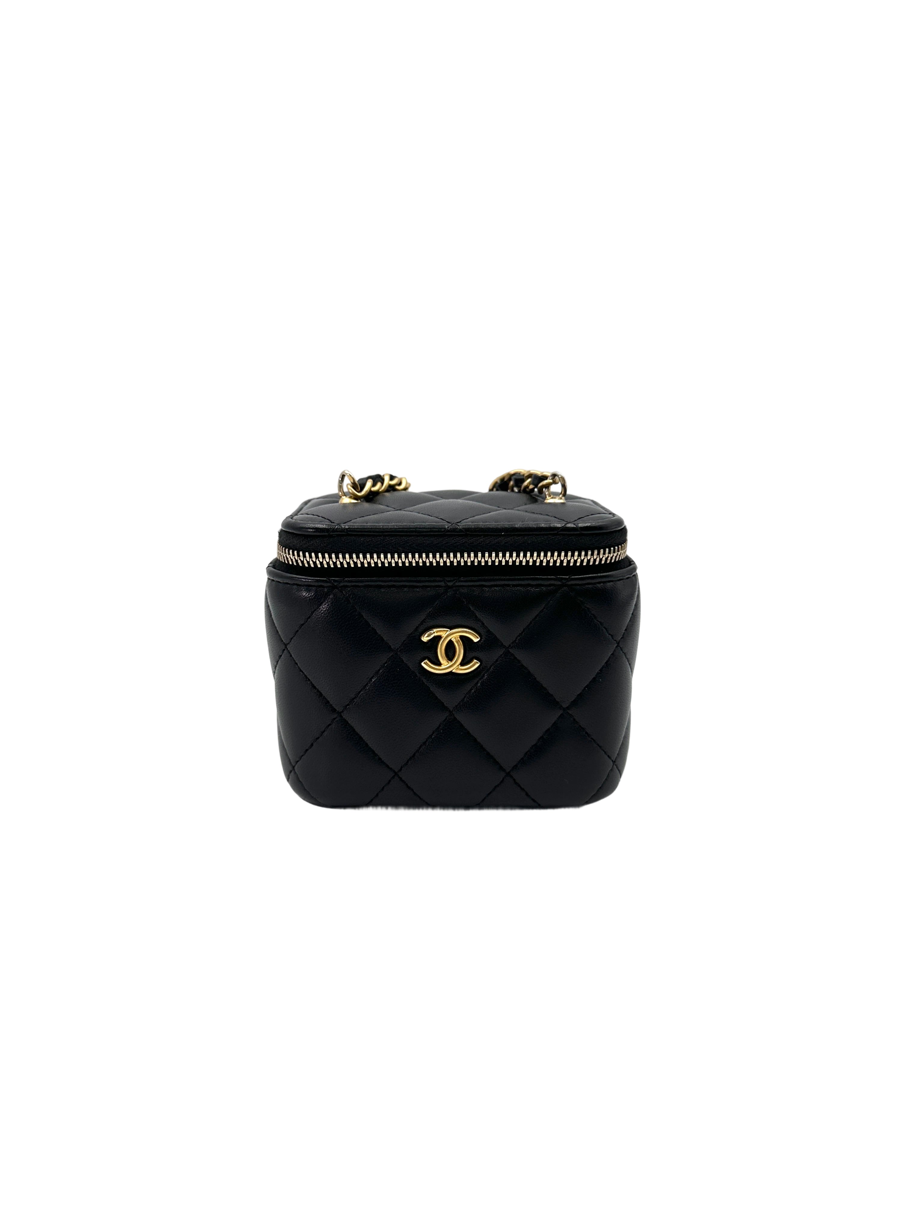 Chanel Black Quilted Leather Vanity Case With Gold Hardware(32***64) CC1864