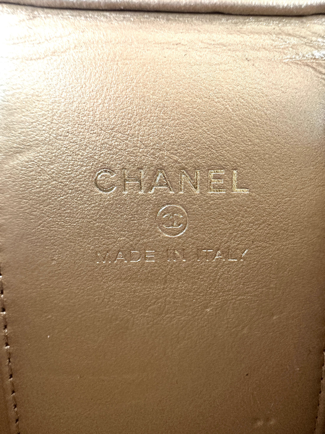 Chanel Black Quilted Leather Vanity Case With Gold Hardware(32***64) CC1864