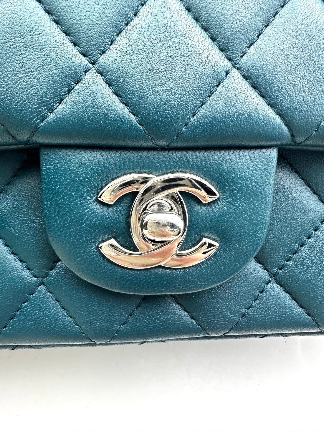 Chanel Classic Flap Turquoise Quilted Leather Shoulder Bag With Silver Buckle(30***49) CC1862