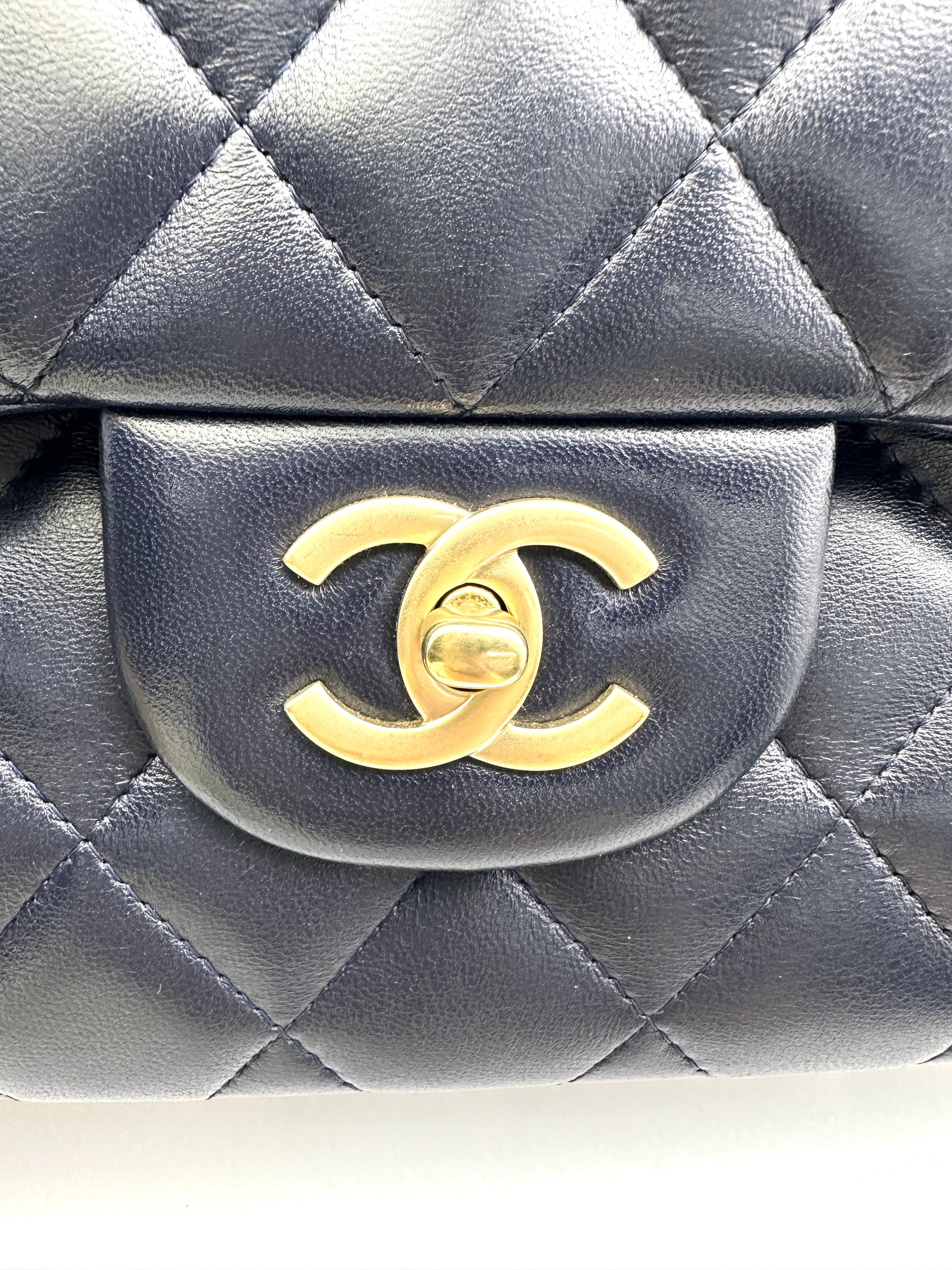 Chanel Classic Flap Black Quilted Leather Jumbo Flap Bag With Gold Buckle(20***12) CC1858