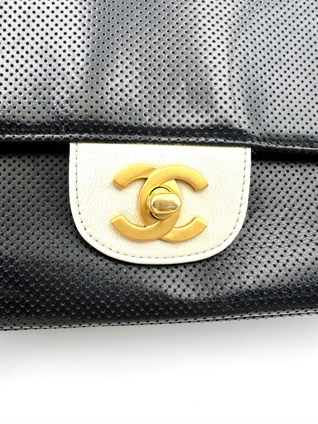 Chanel Vintage Black/White Perforated Leather Flap Bag(64***72) IRIS202