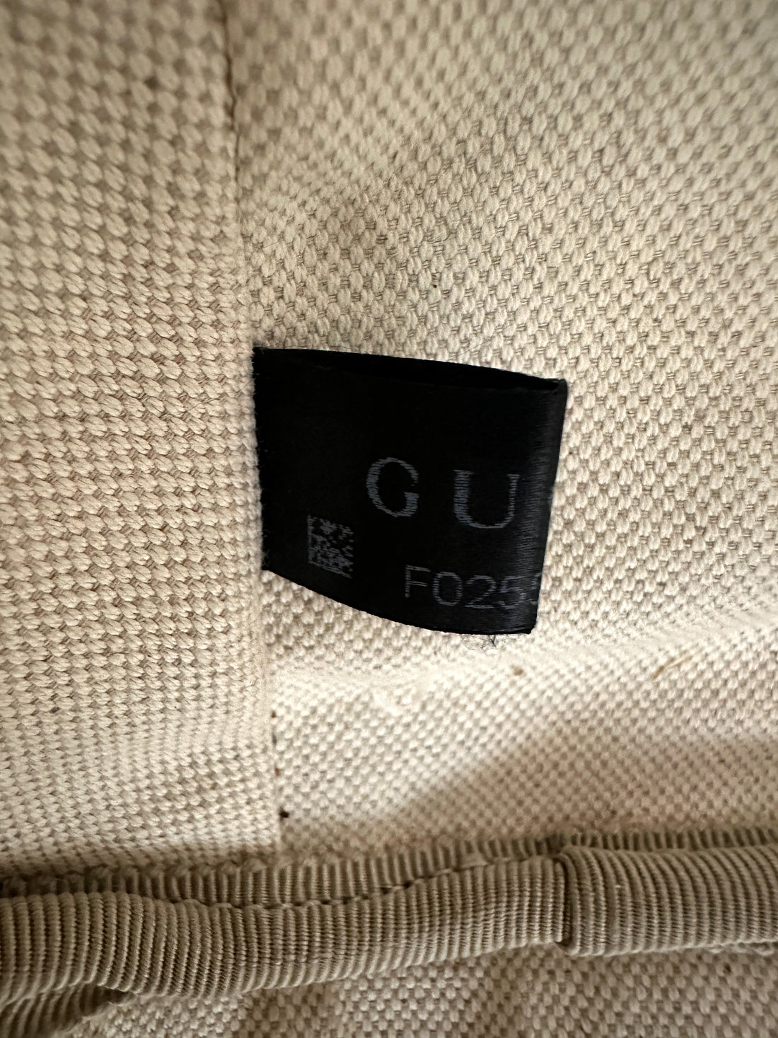 Gucci Tifosa Black Leather Basketball Shape Tote Handle Bag GG897
