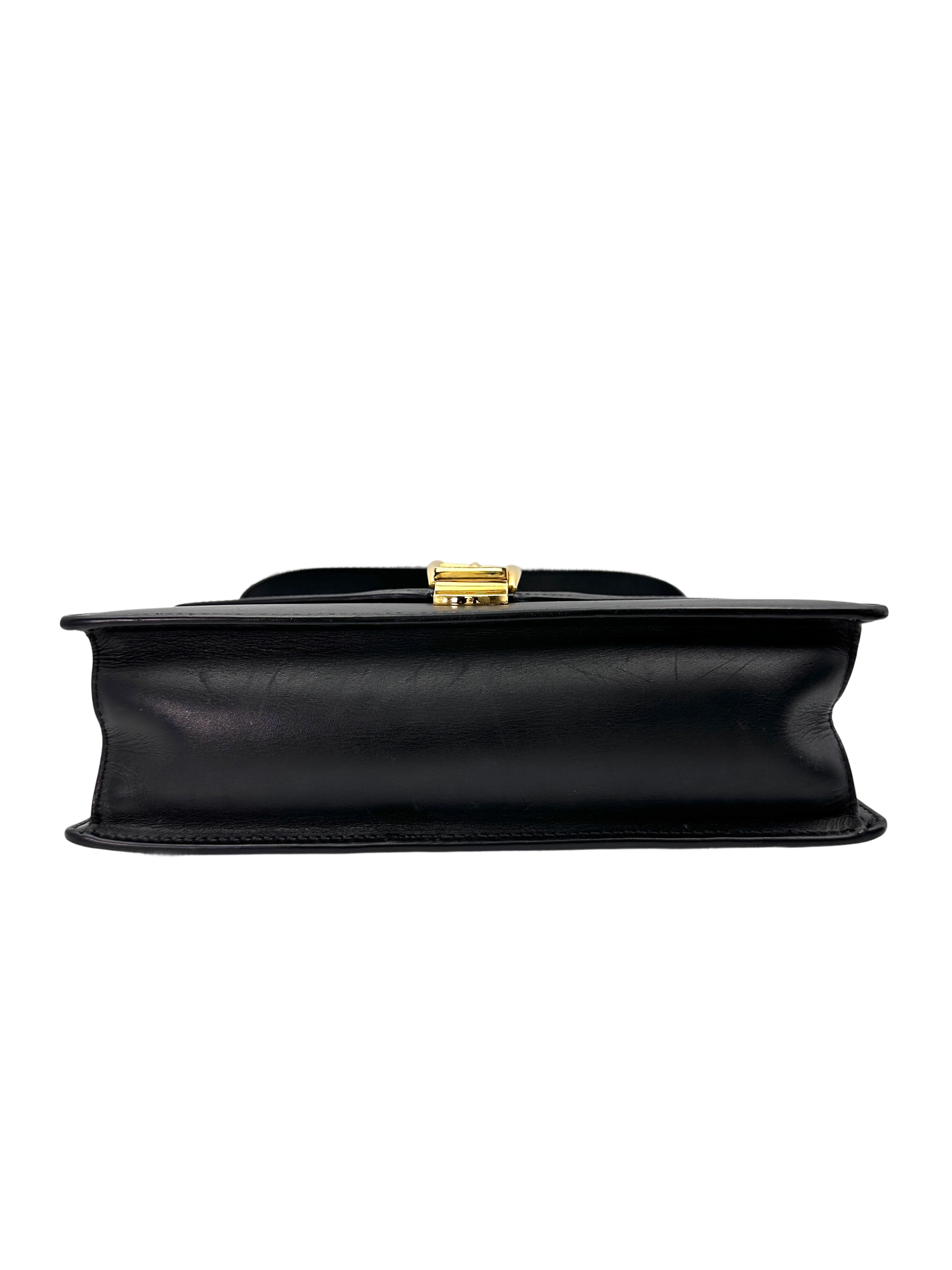 Gucci Sylvie Black Leather Medium Size Shoulder Bag GG901
