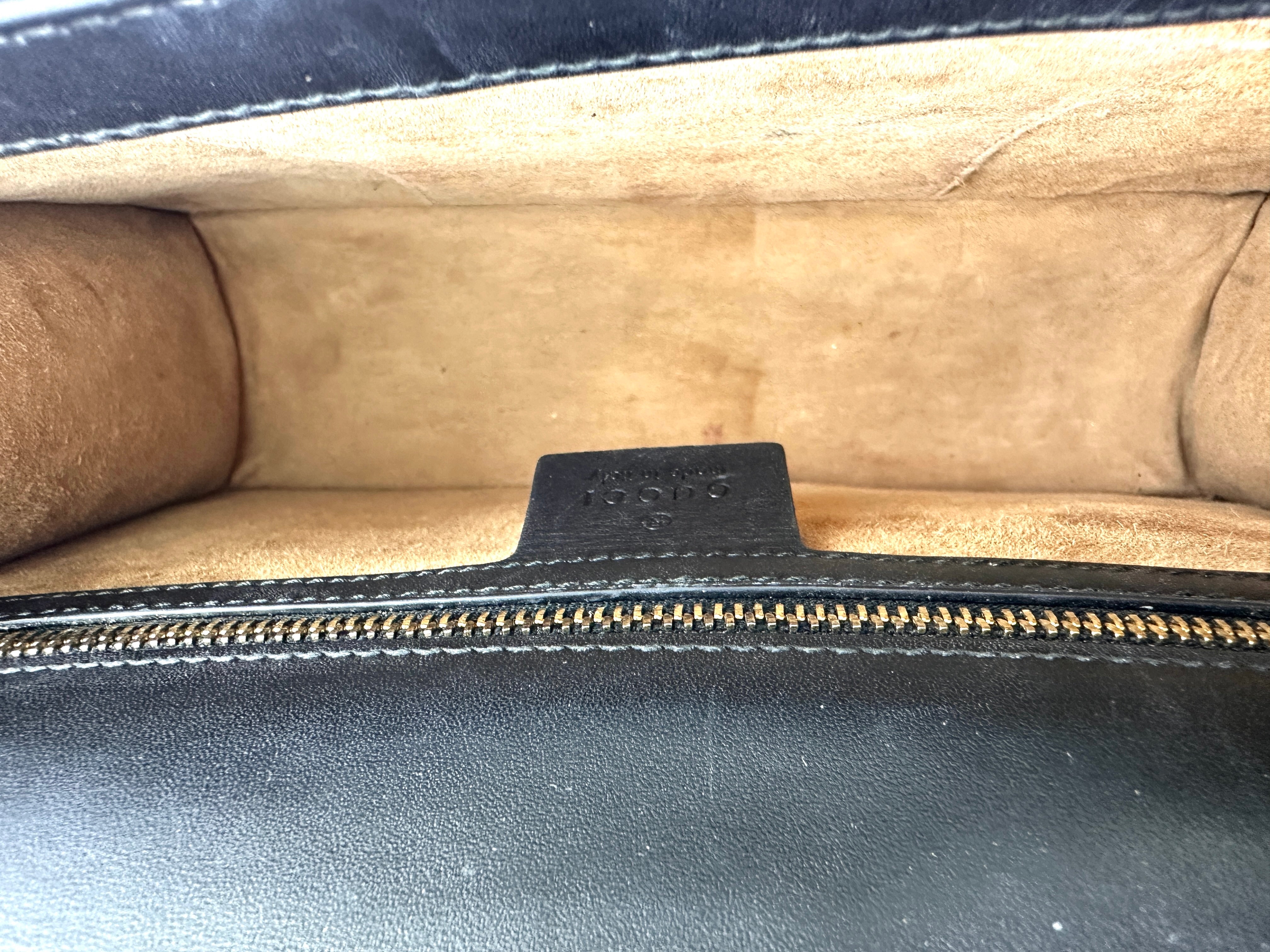 Gucci Sylvie Black Leather Medium Size Shoulder Bag GG901