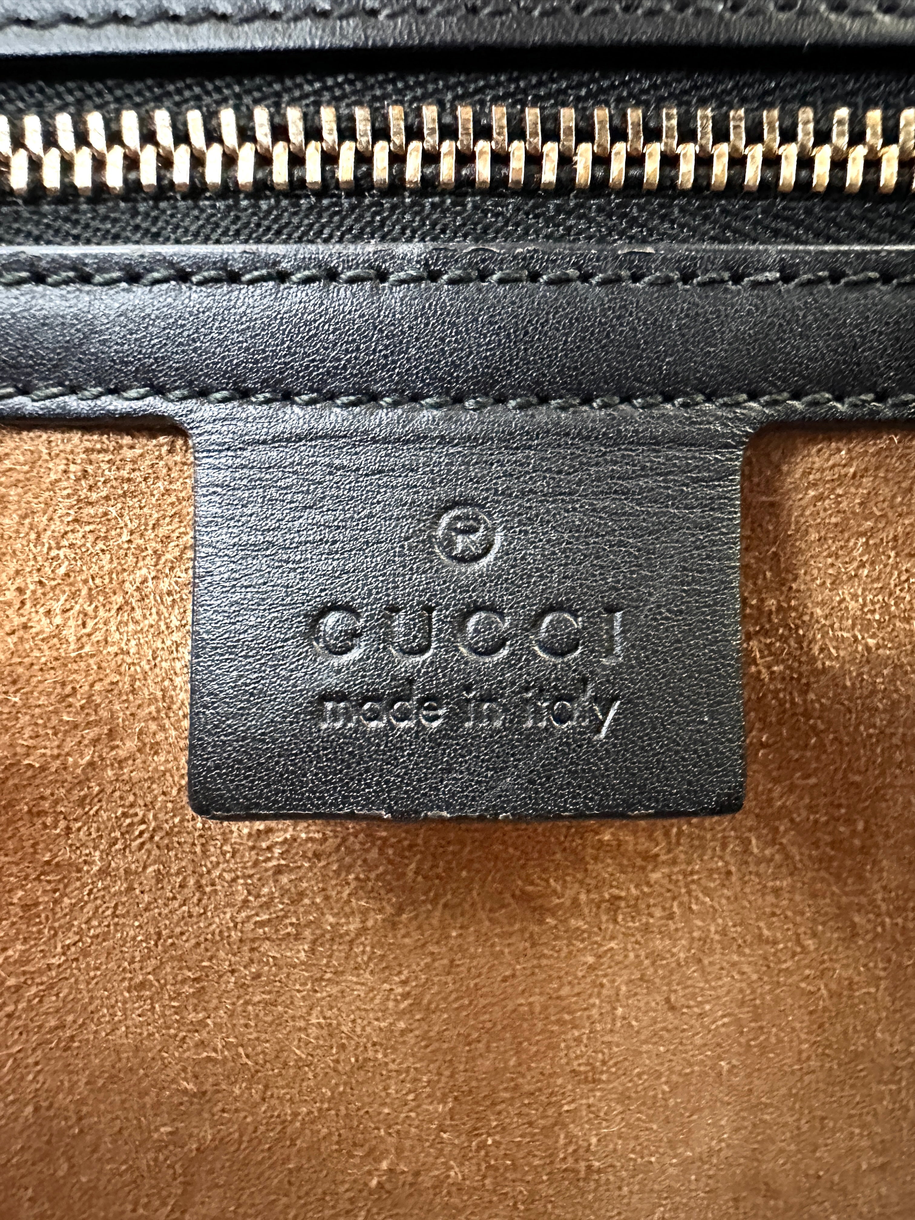 Gucci Sylvie Black Leather Medium Size Shoulder Bag GG901